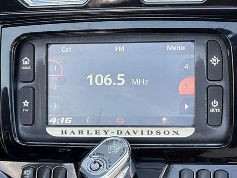 2015 Harley-Davidson Ultra Limited Low in Columbia, Missouri - Photo 12