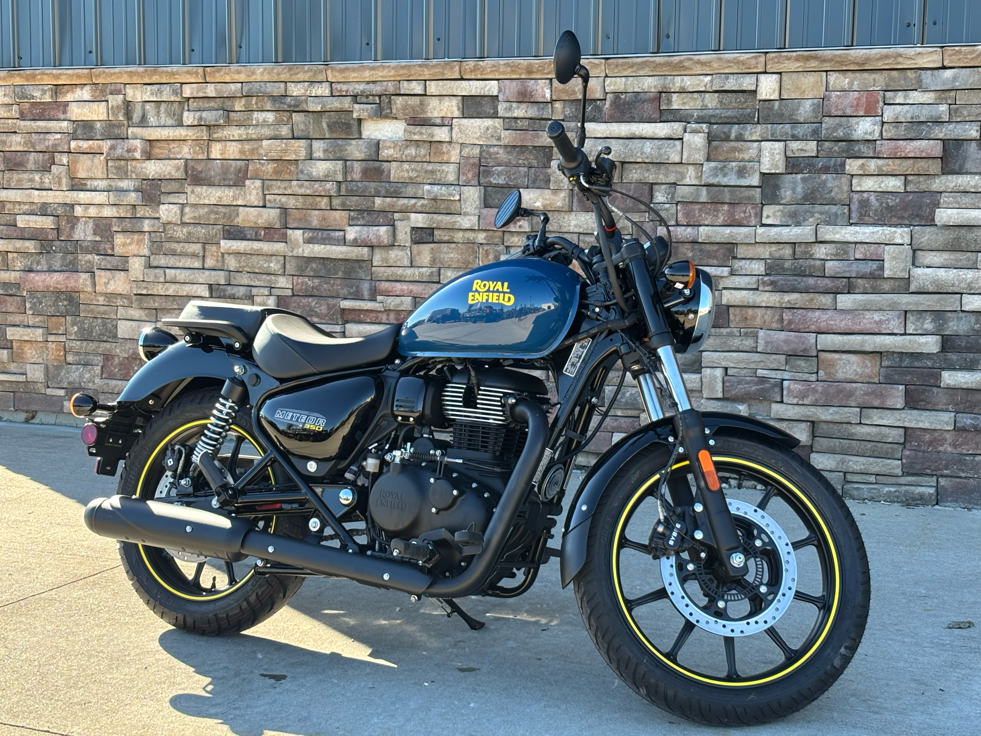 2024 Royal Enfield Meteor 350 in Columbia, Missouri - Photo 3