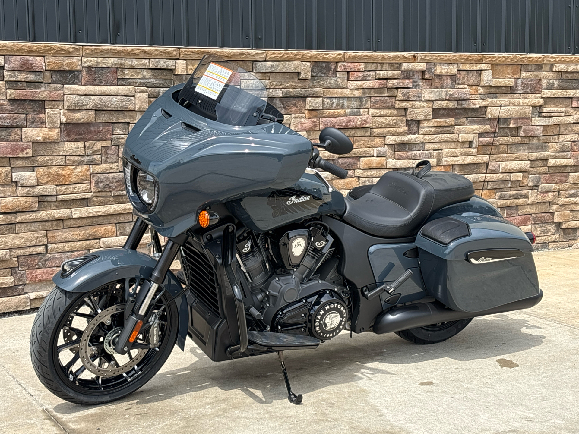 2025 Indian Motorcycle Chieftain® PowerPlus Dark Horse in Columbia, Missouri - Photo 2