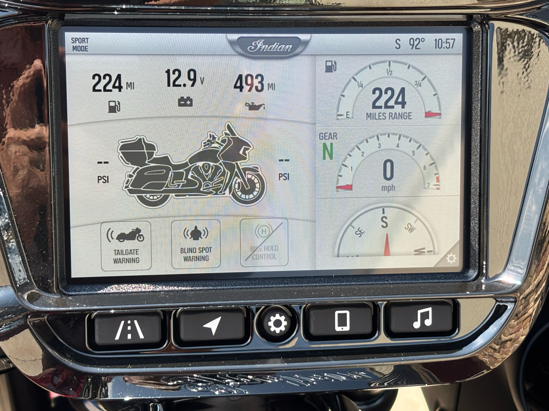 2025 Indian Motorcycle Pursuit® Limited® with 112 and Powerband Audio Package in Columbia, Missouri - Photo 10