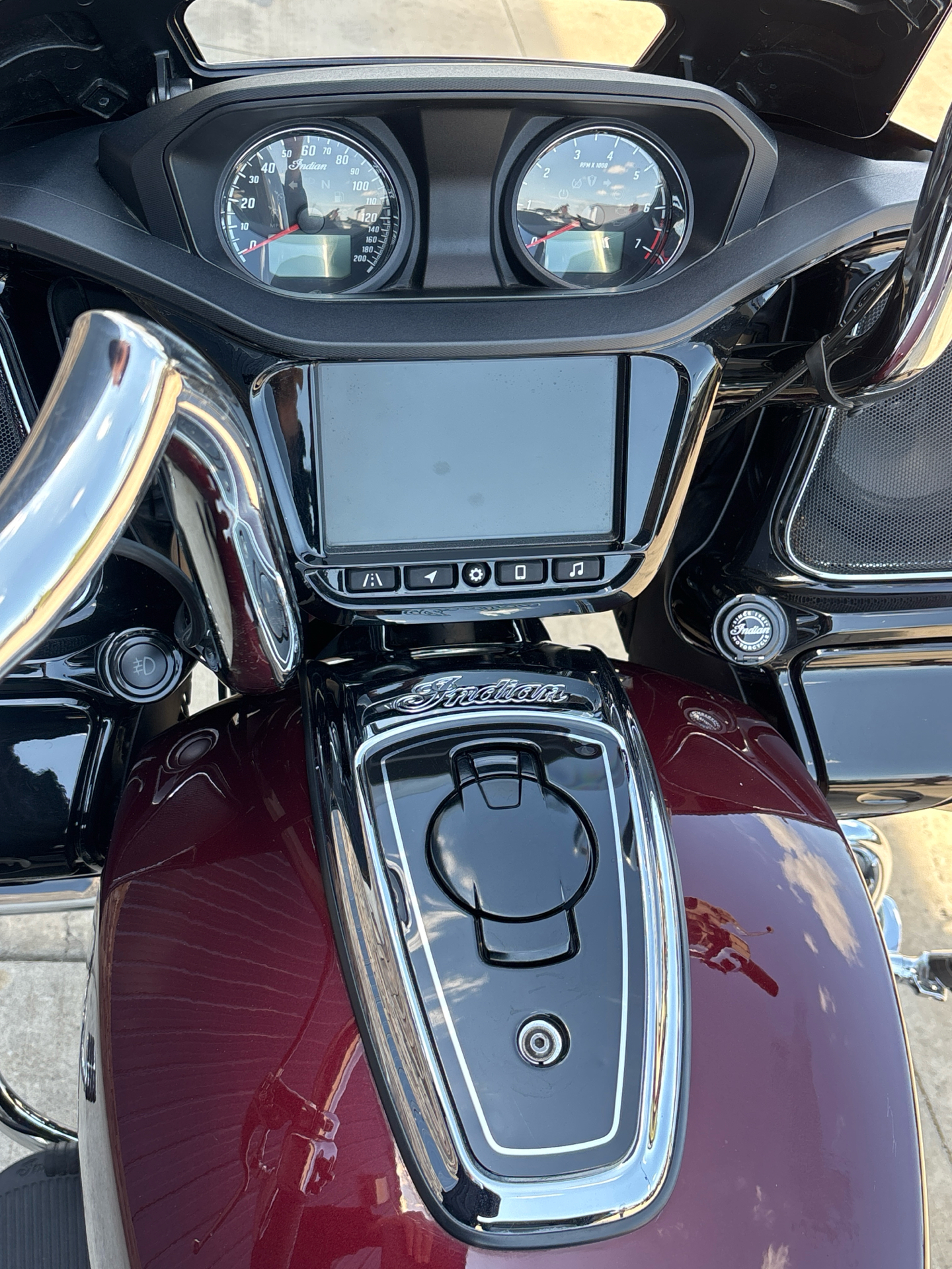 2022 Indian Motorcycle Challenger® Limited in Columbia, Missouri - Photo 7