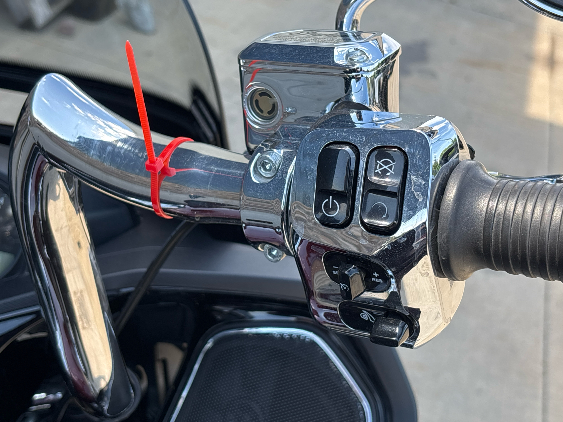 2022 Indian Motorcycle Challenger® Limited in Columbia, Missouri - Photo 9