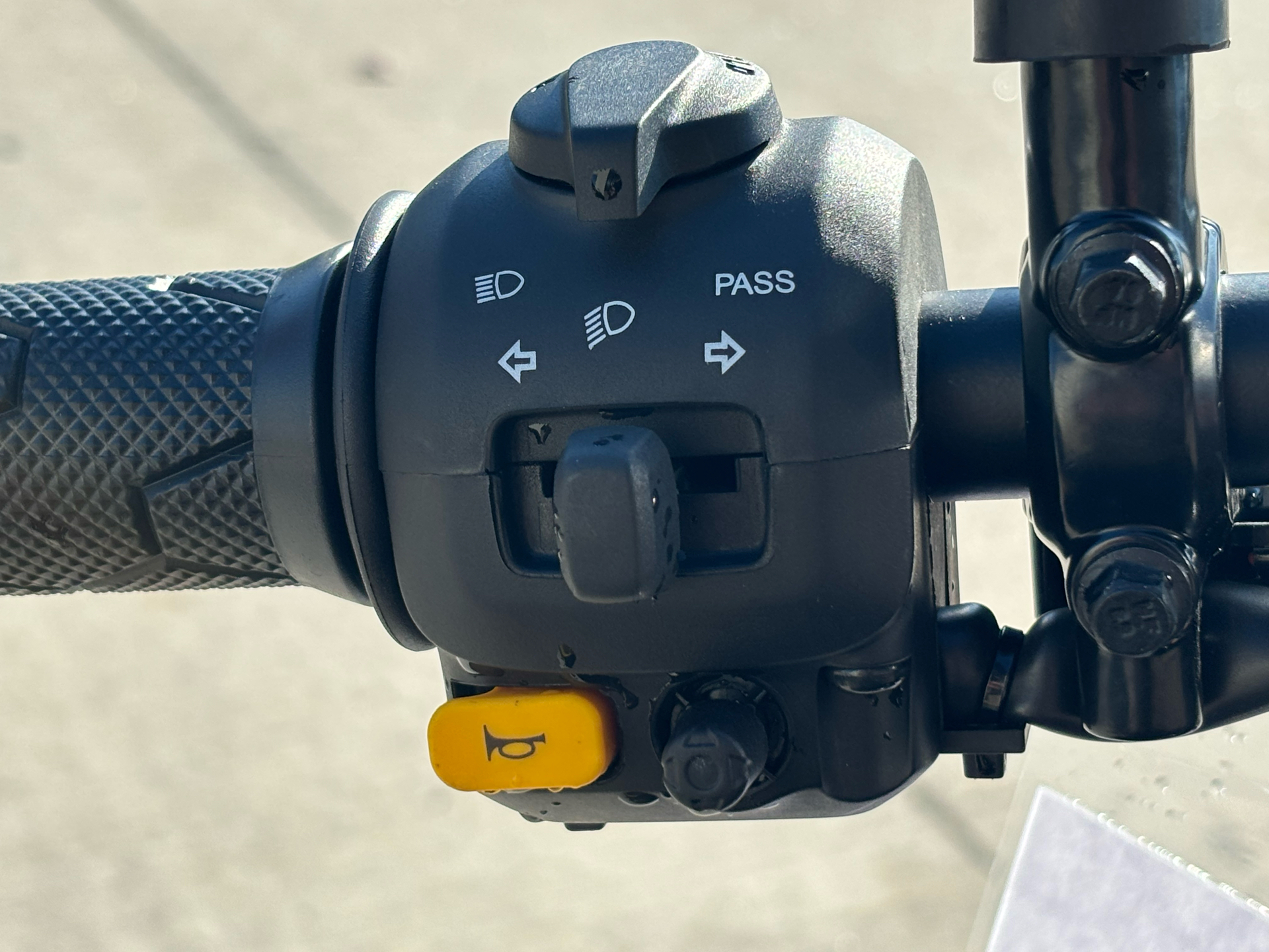 2026 Royal Enfield Guerrilla 450 in Columbia, Missouri - Photo 8