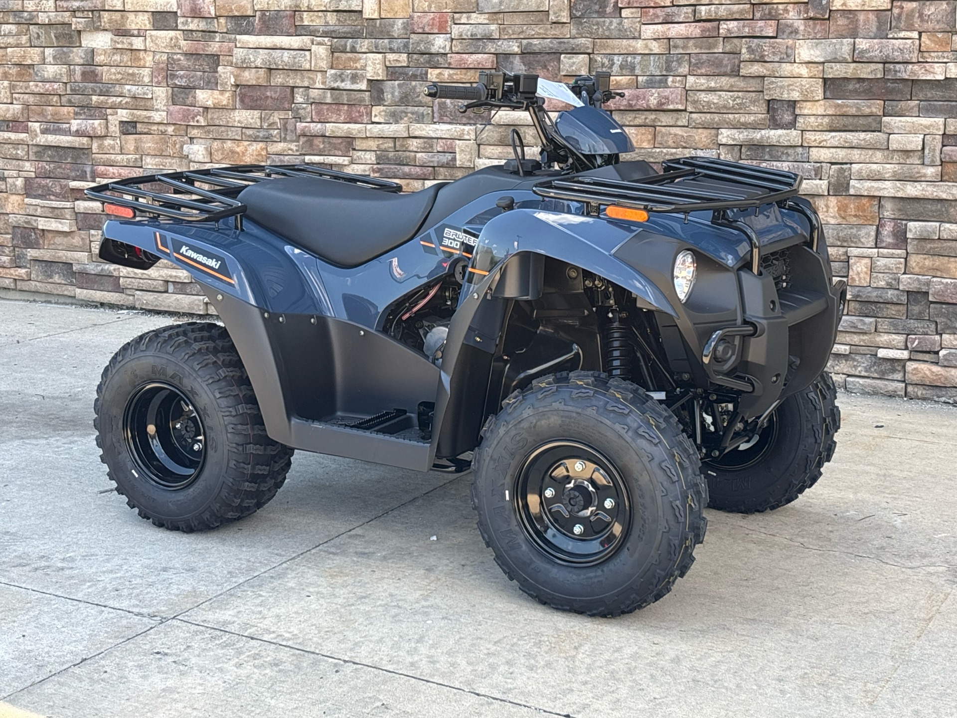 2025 Kawasaki Brute Force 300 in Columbia, Missouri - Photo 2