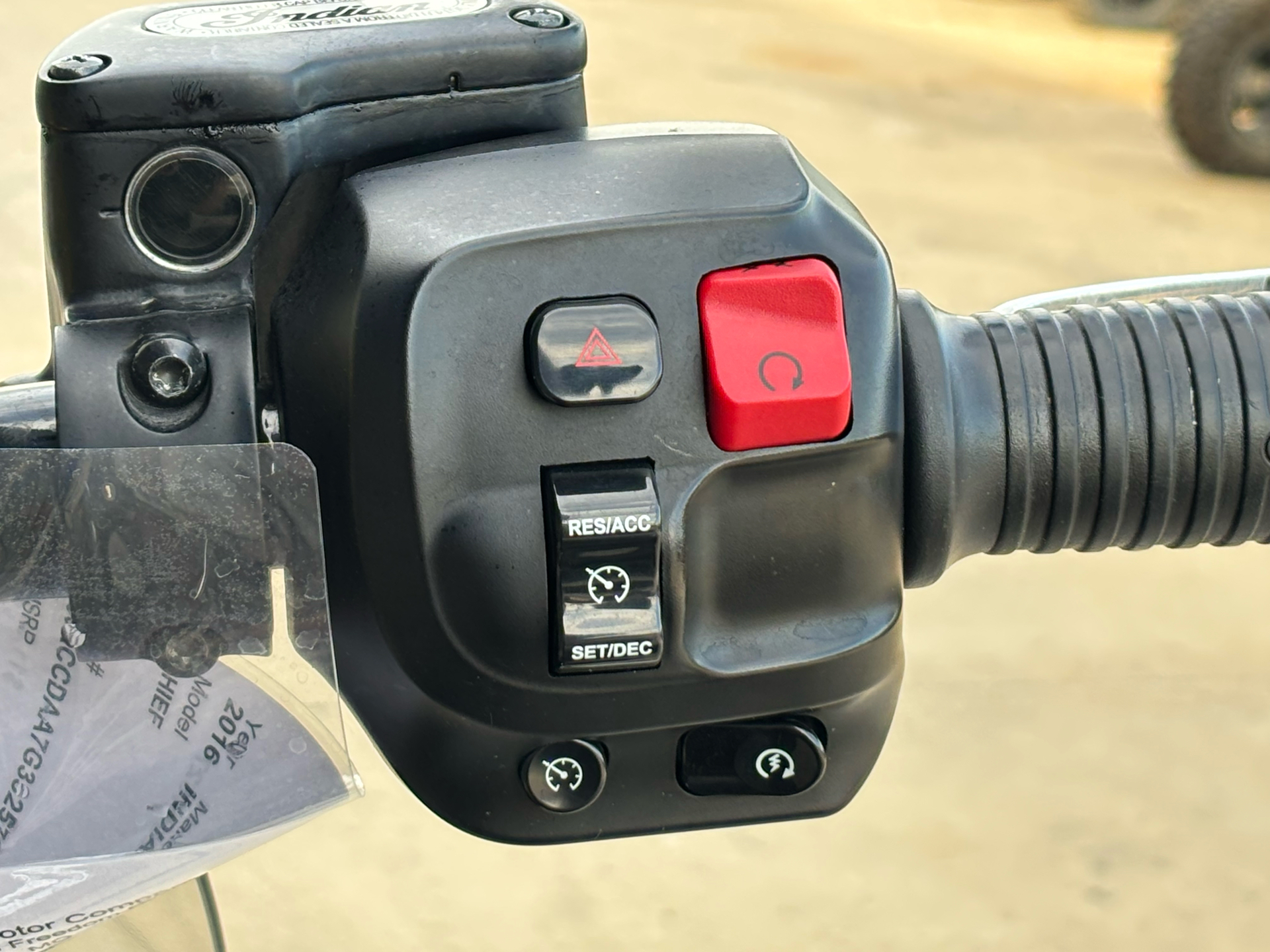 2016 Indian Motorcycle Chief Dark Horse® in Columbia, Missouri - Photo 10