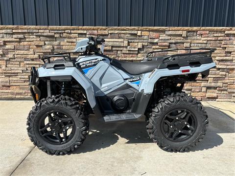 2025 Polaris Sportsman 570 Premium in Columbia, Missouri - Photo 1
