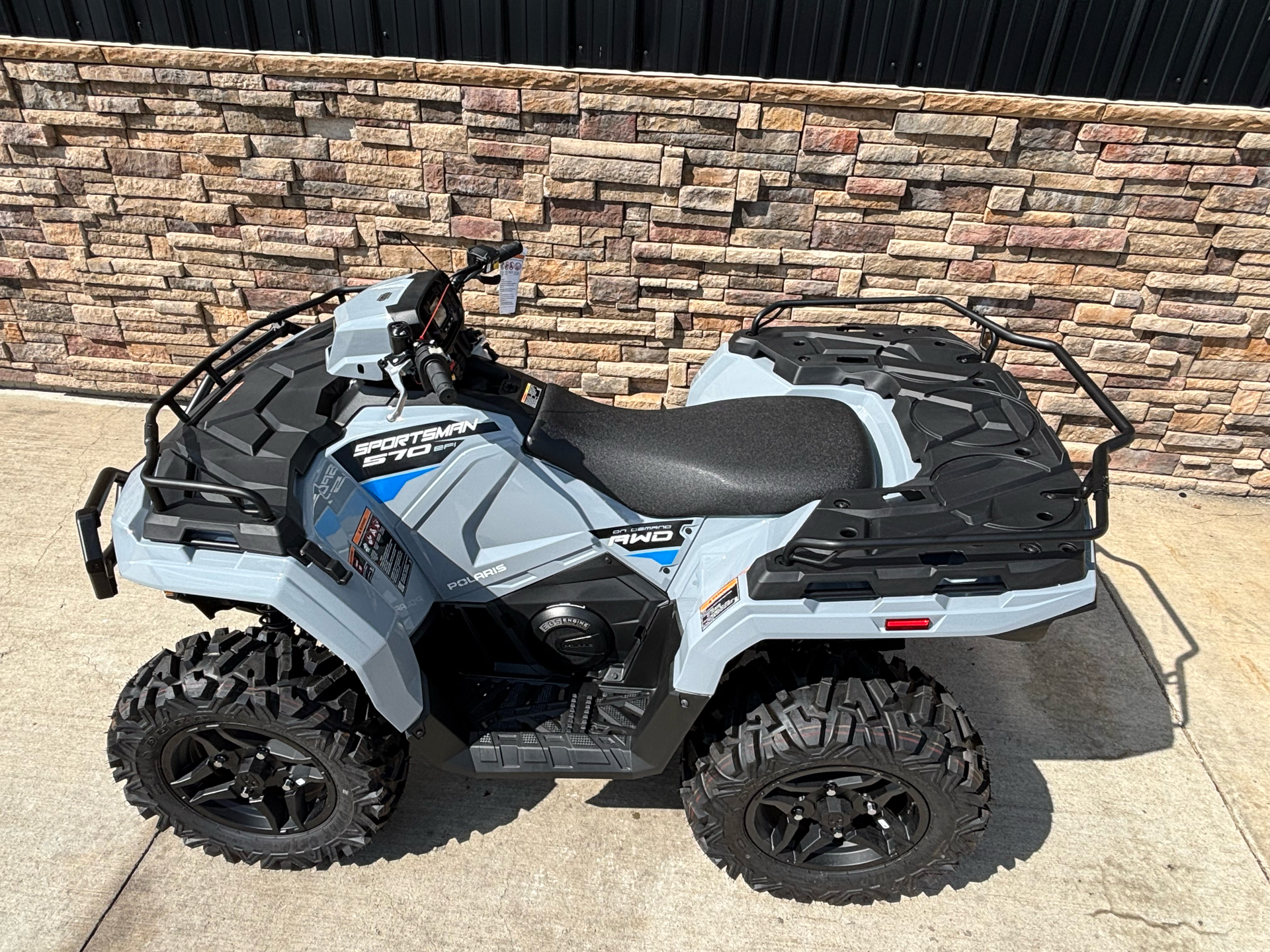 2025 Polaris Sportsman 570 Premium in Columbia, Missouri - Photo 4