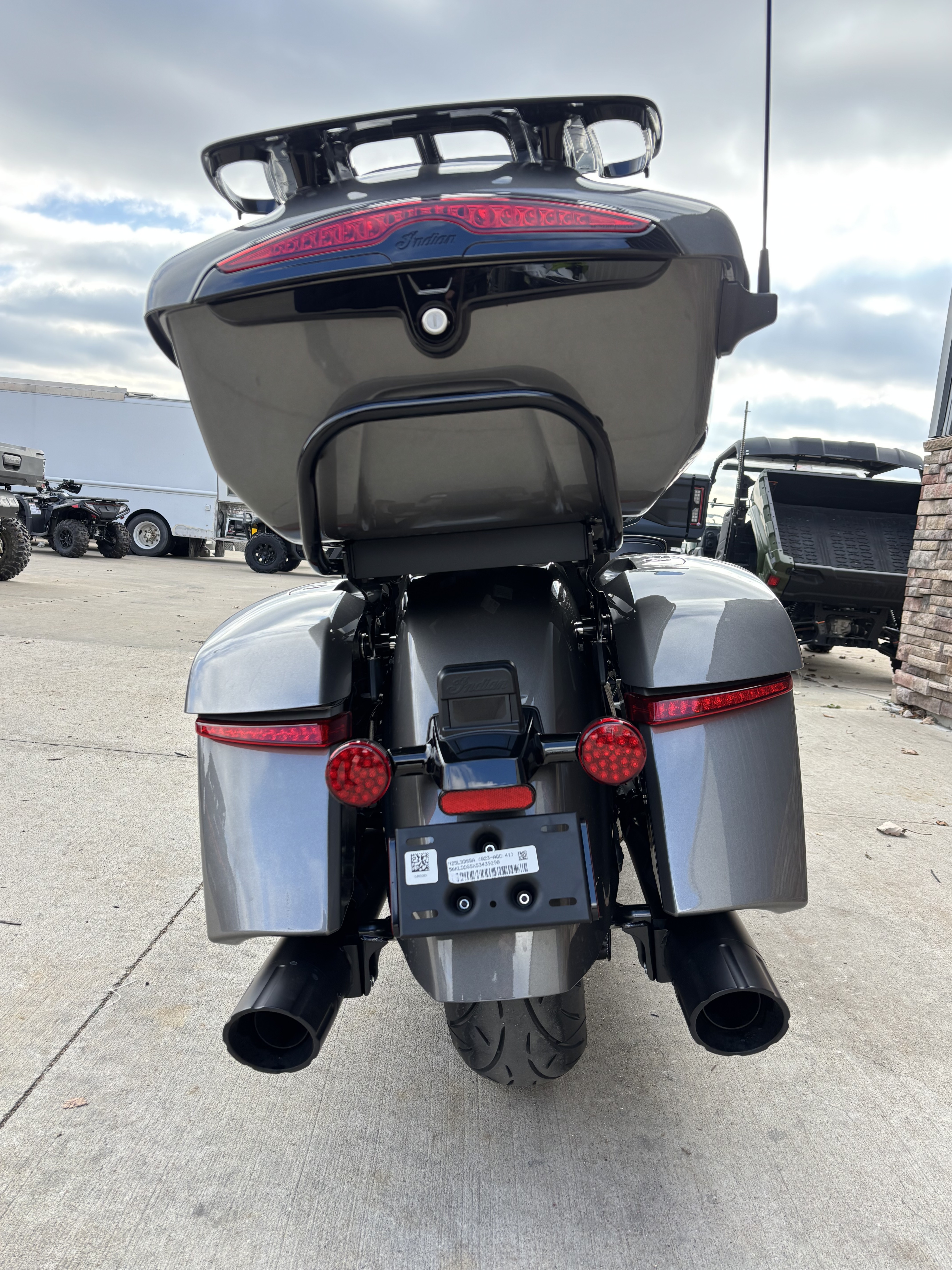 2025 Indian Motorcycle Pursuit® Dark Horse® with 112 and Powerband Audio Package in Columbia, Missouri - Photo 5