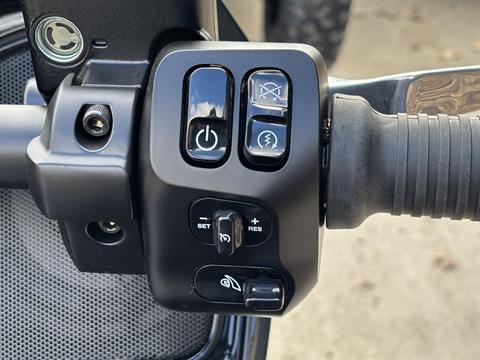 2025 Indian Motorcycle Pursuit® Dark Horse® with 112 and Powerband Audio Package in Columbia, Missouri - Photo 8