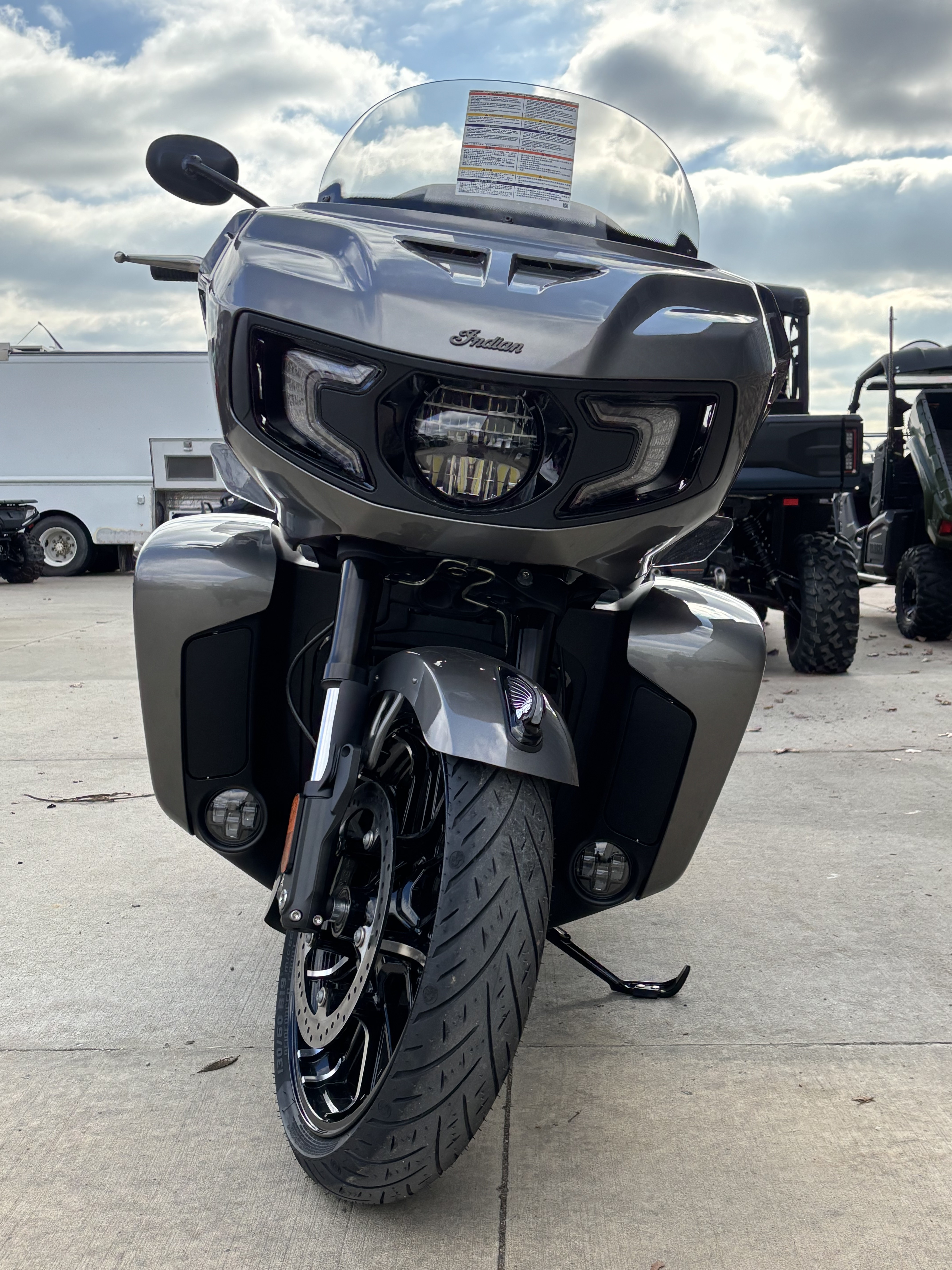 2025 Indian Motorcycle Pursuit® Dark Horse® with 112 and Powerband Audio Package in Columbia, Missouri - Photo 16