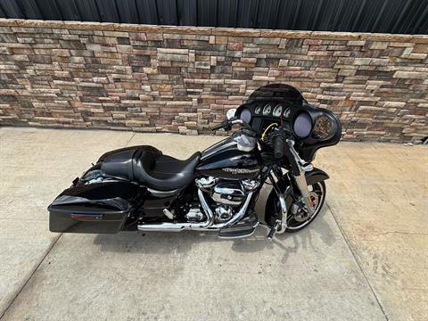 2019 Harley-Davidson Street Glide® in Columbia, Missouri - Photo 7