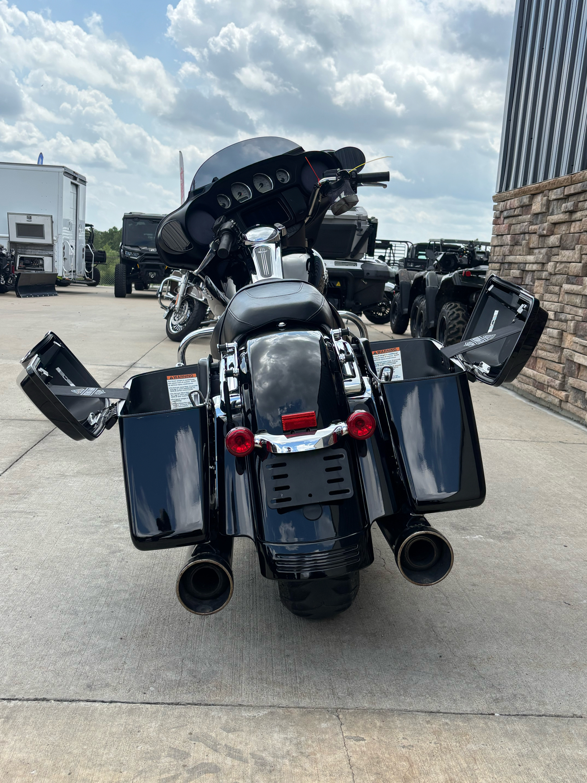 2019 Harley-Davidson Street Glide® in Columbia, Missouri - Photo 13