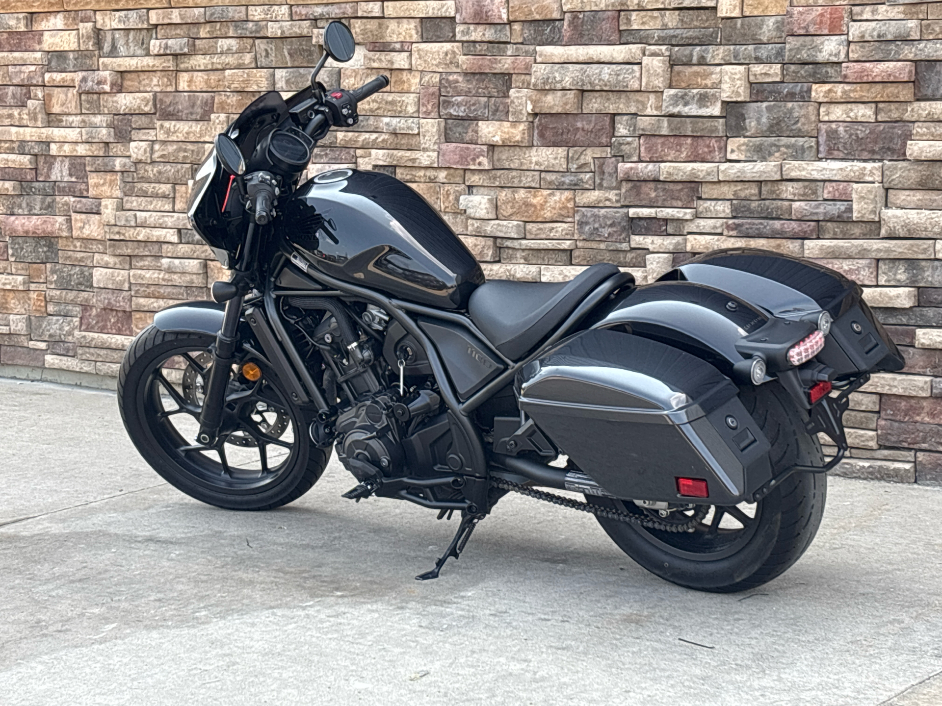 2023 Honda Rebel 1100T DCT in Columbia, Missouri - Photo 2