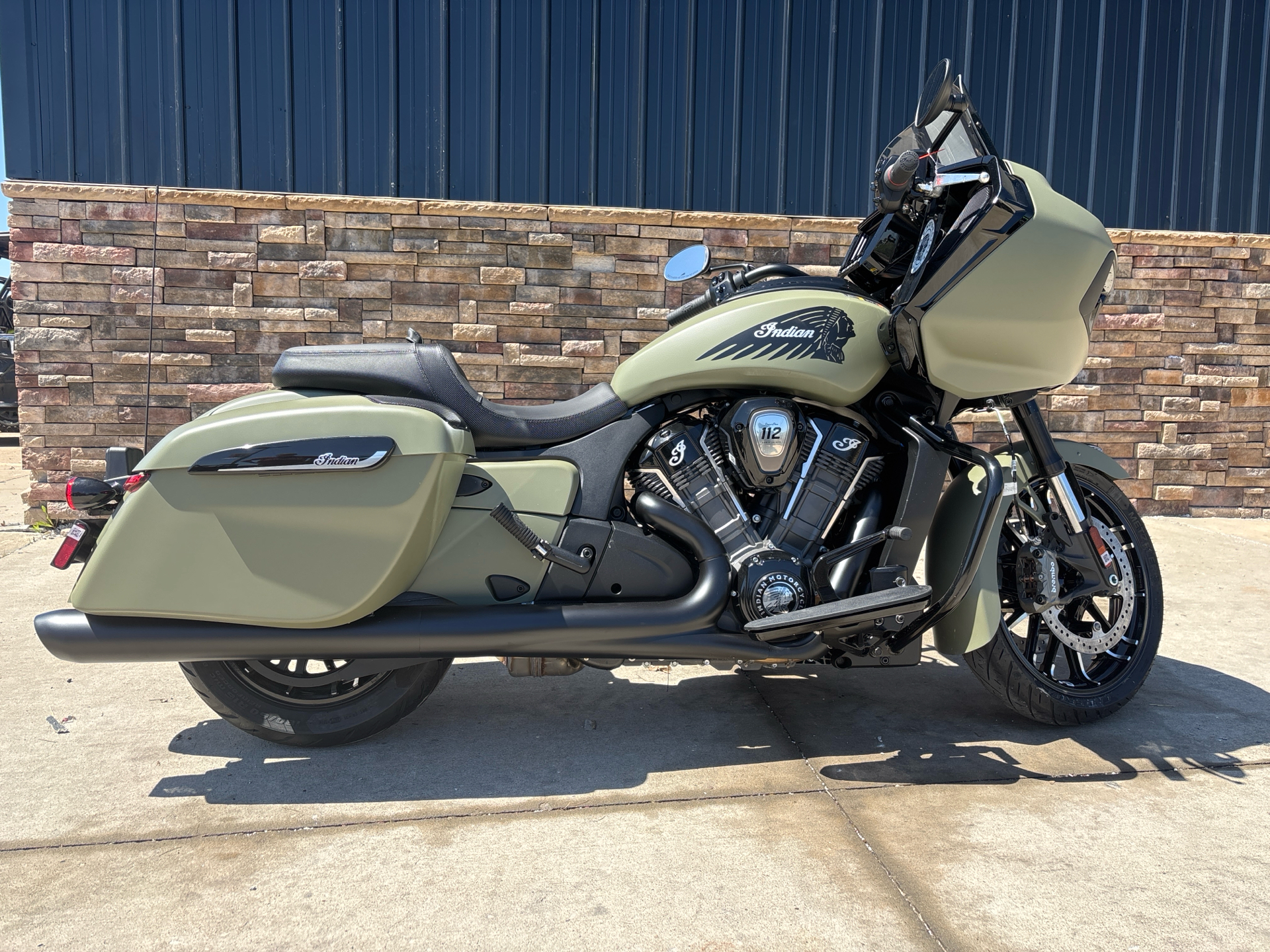 2025 Indian Motorcycle Challenger® Dark Horse® in Columbia, Missouri - Photo 9