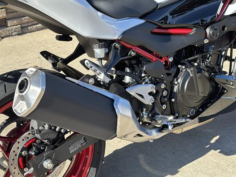 2026 Kawasaki Z500 SE ABS in Columbia, Missouri - Photo 4