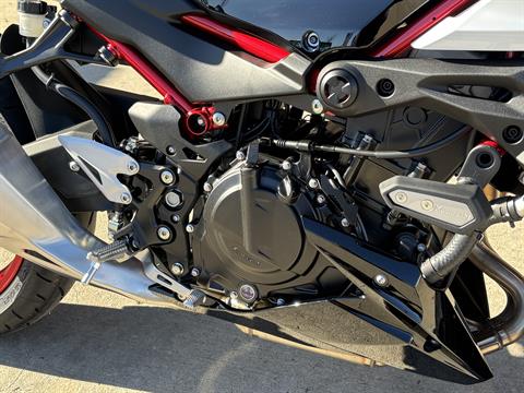 2026 Kawasaki Z500 SE ABS in Columbia, Missouri - Photo 6
