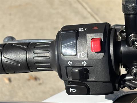 2026 Kawasaki Z500 SE ABS in Columbia, Missouri - Photo 8