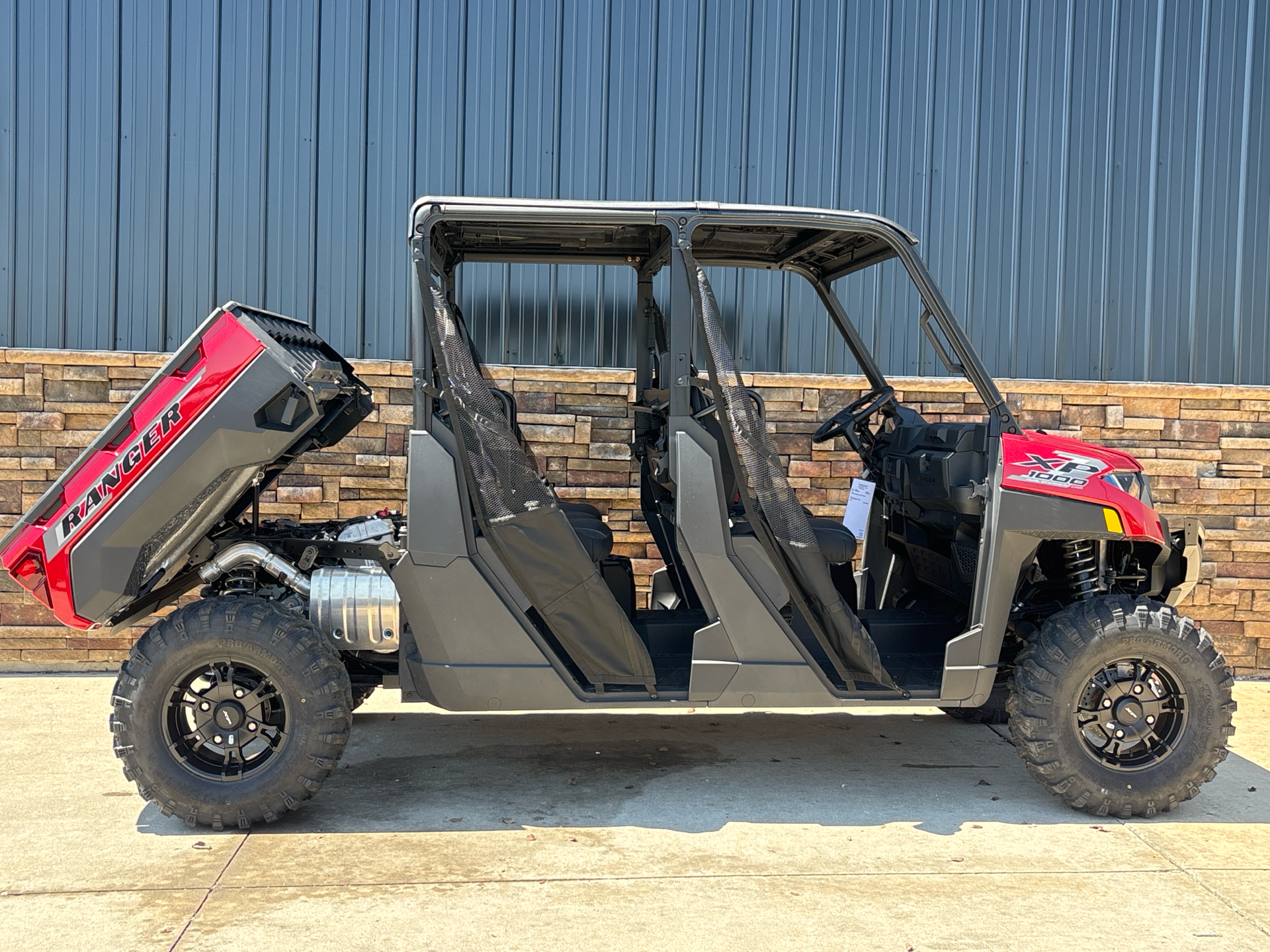2025 Polaris Ranger Crew XP 1000 Premium in Columbia, Missouri - Photo 12