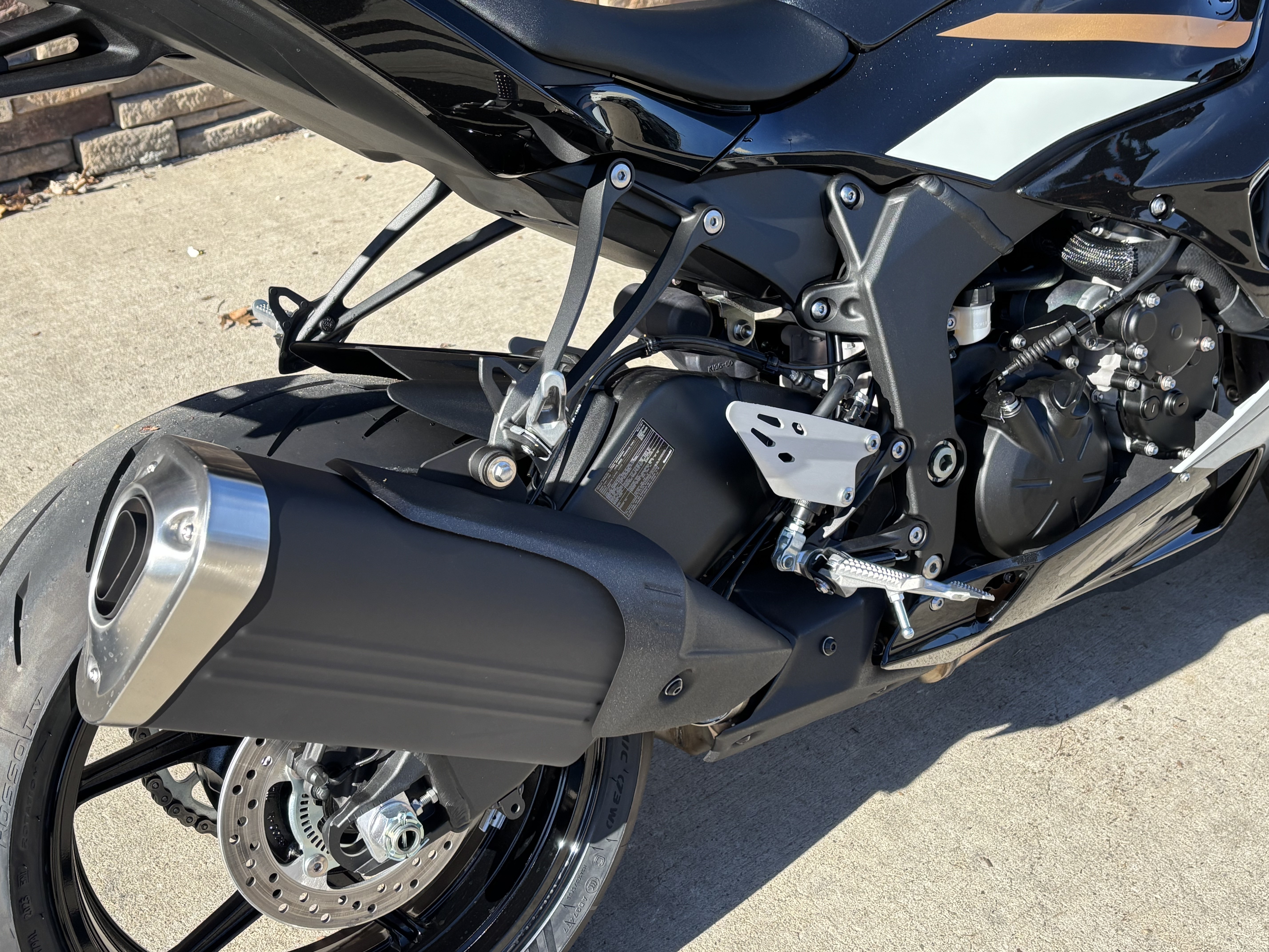 2026 Kawasaki Ninja ZX-6R in Columbia, Missouri - Photo 6