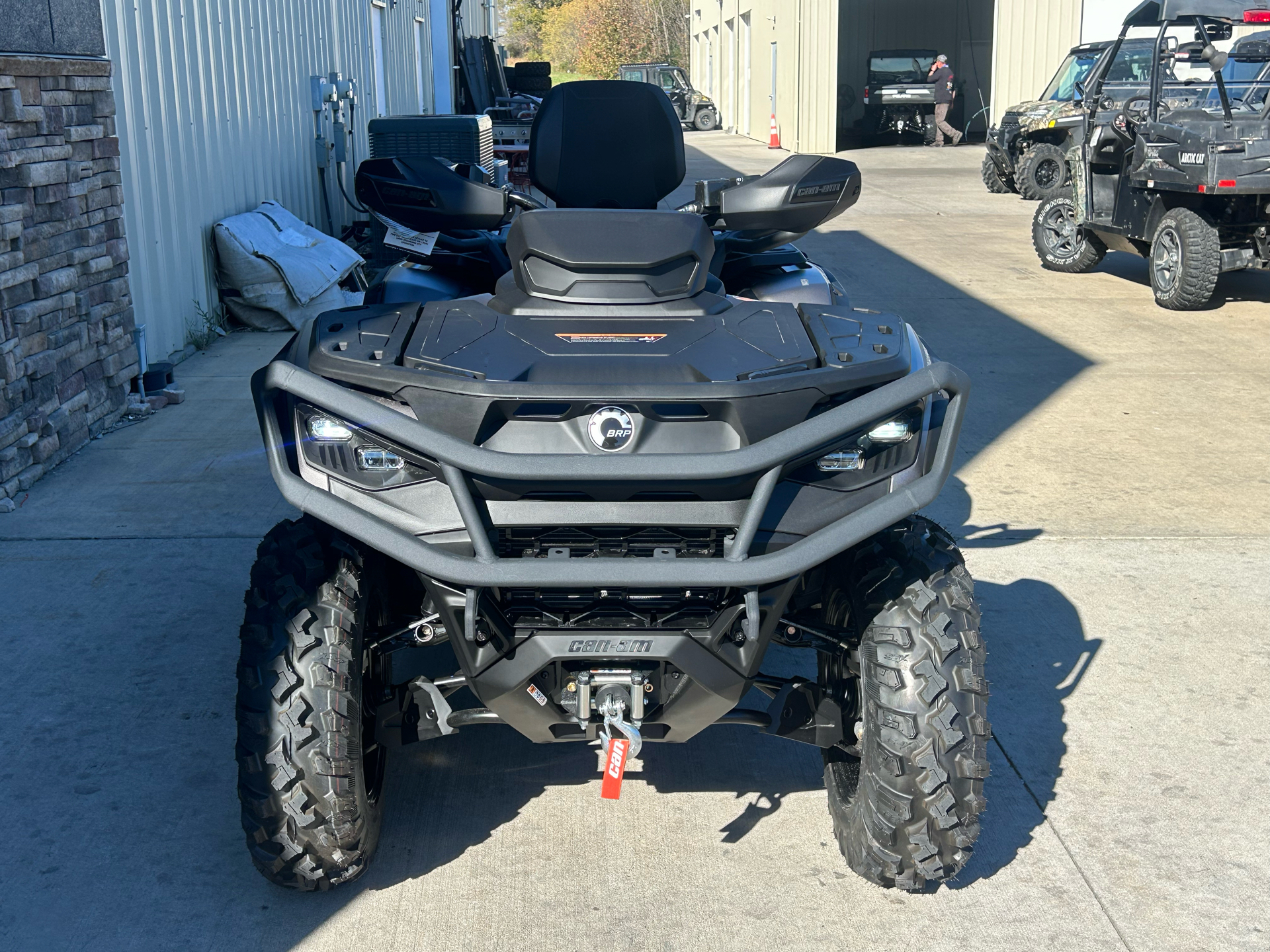 2025 Can-Am Outlander MAX XT 850 in Columbia, Missouri - Photo 2