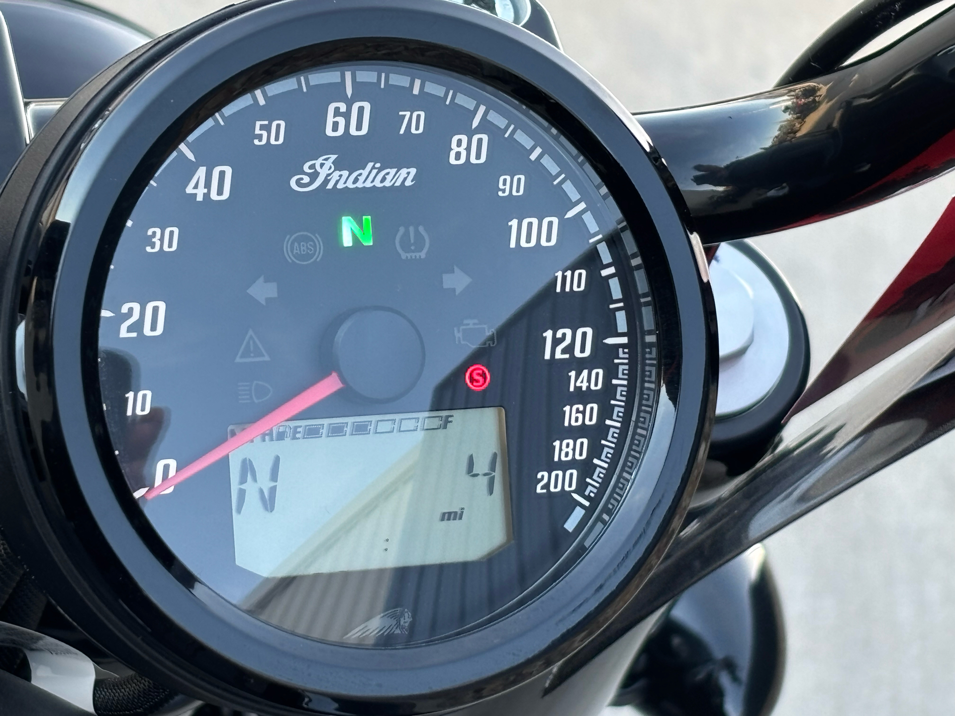 2025 Indian Motorcycle Chief Bobber in Columbia, Missouri - Photo 9