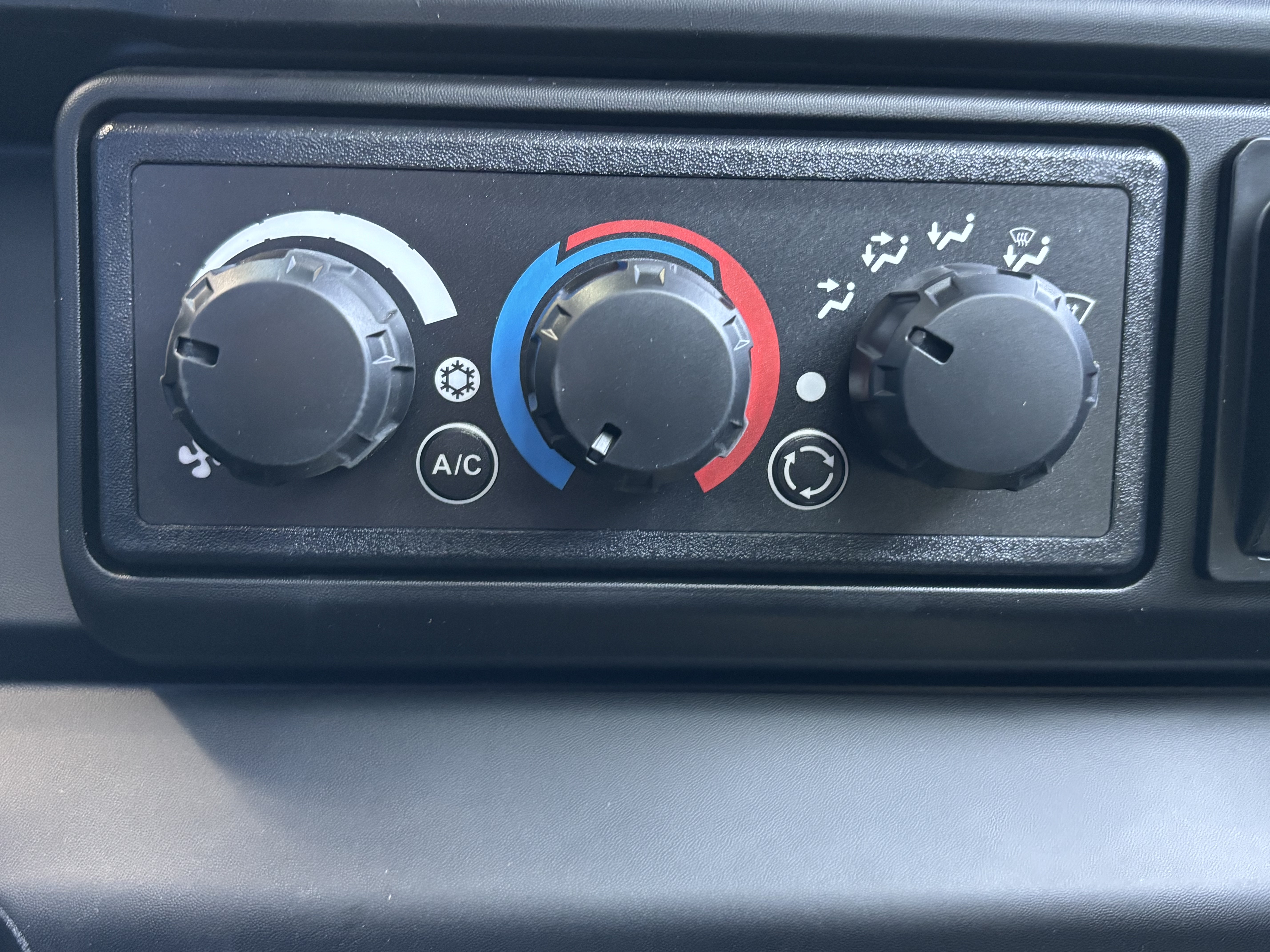 2026 Can-Am Defender Limited HD11 in Columbia, Missouri - Photo 12