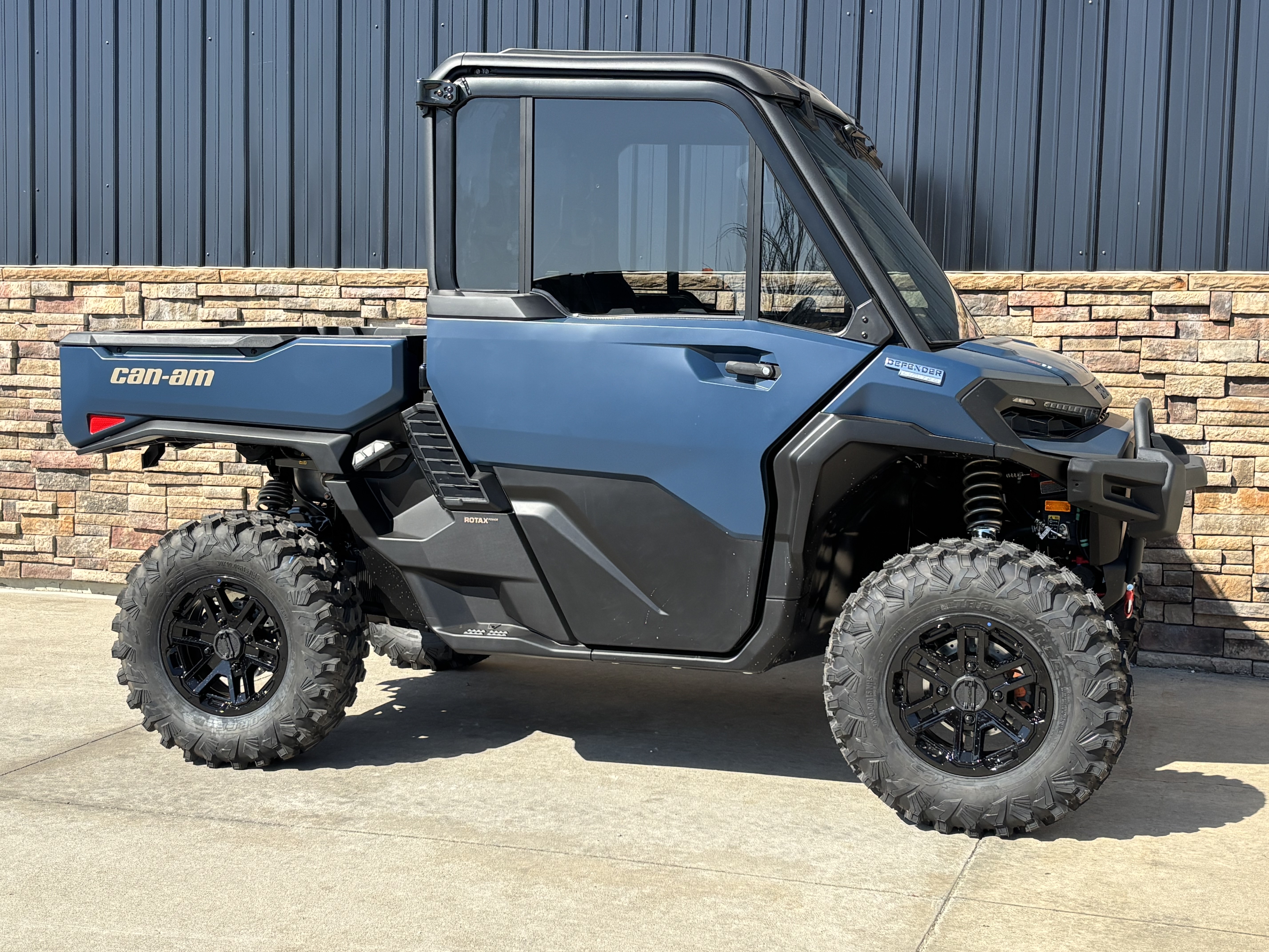 2026 Can-Am Defender Limited HD11 in Columbia, Missouri - Photo 2