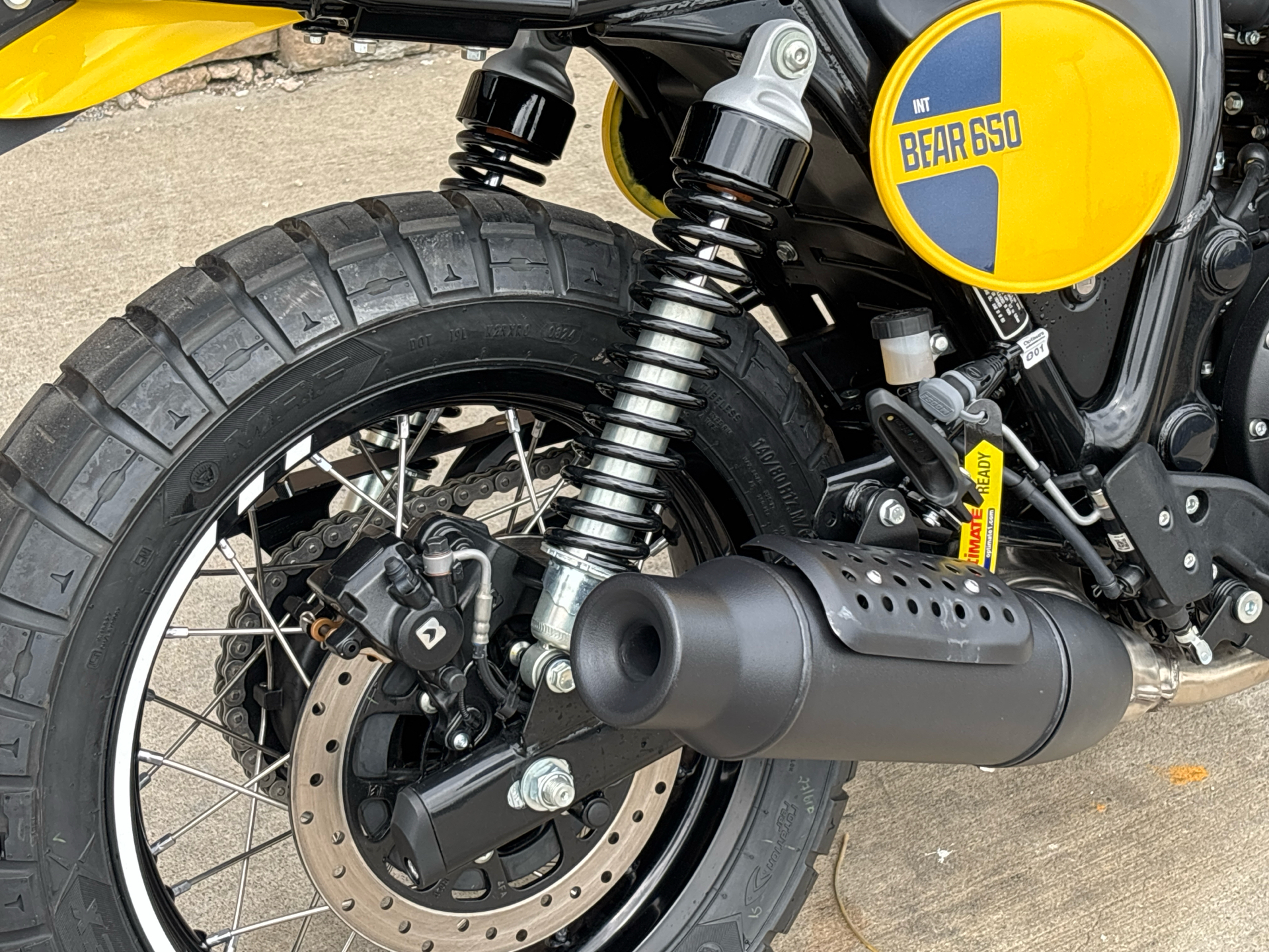 2025 Royal Enfield Bear 650 in Columbia, Missouri - Photo 11
