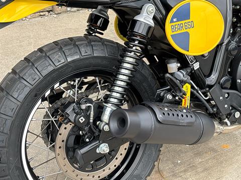 2025 Royal Enfield Bear 650 in Columbia, Missouri - Photo 11
