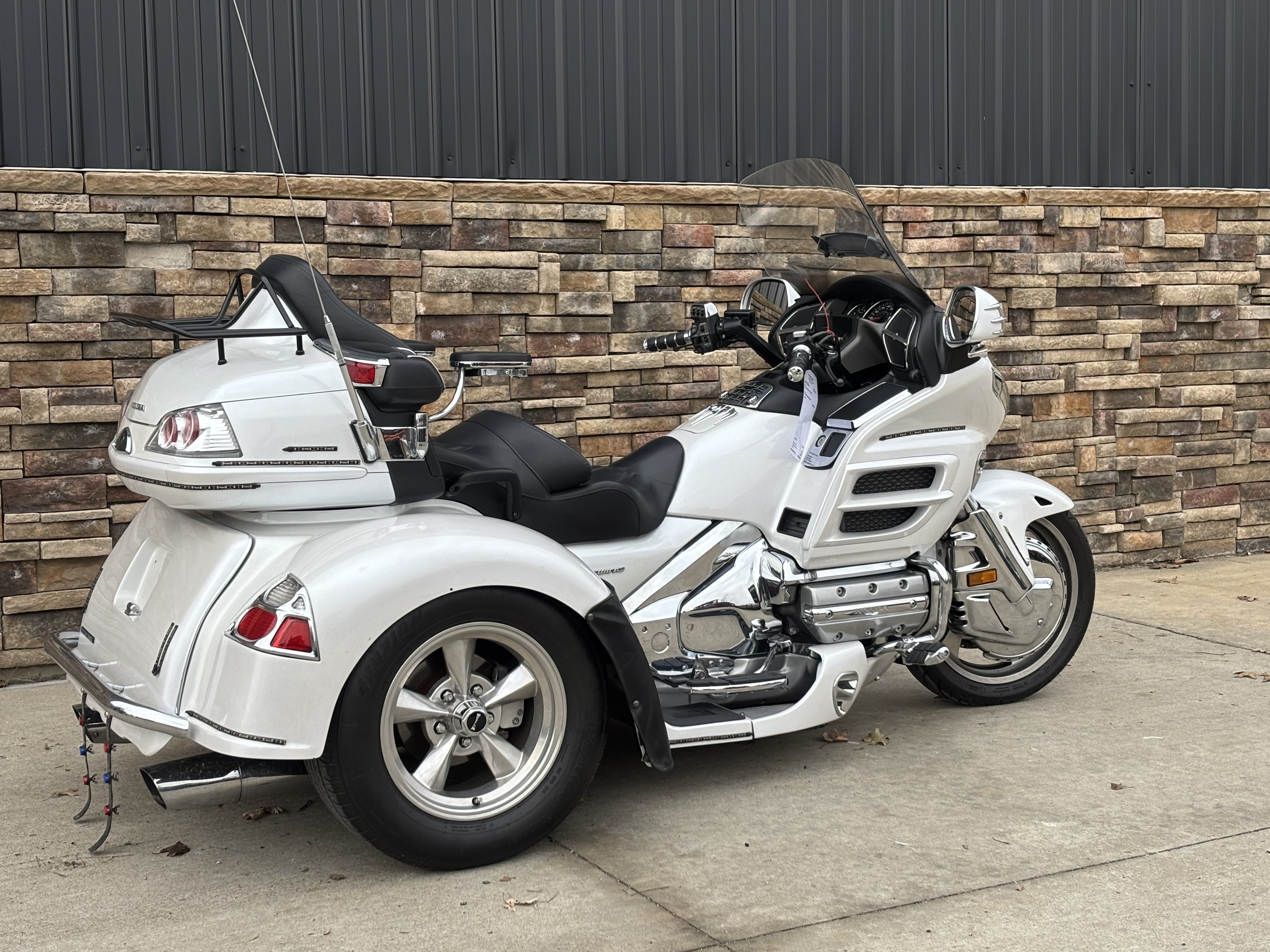 2008 Honda Gold Wing® Premium Audio in Columbia, Missouri - Photo 2
