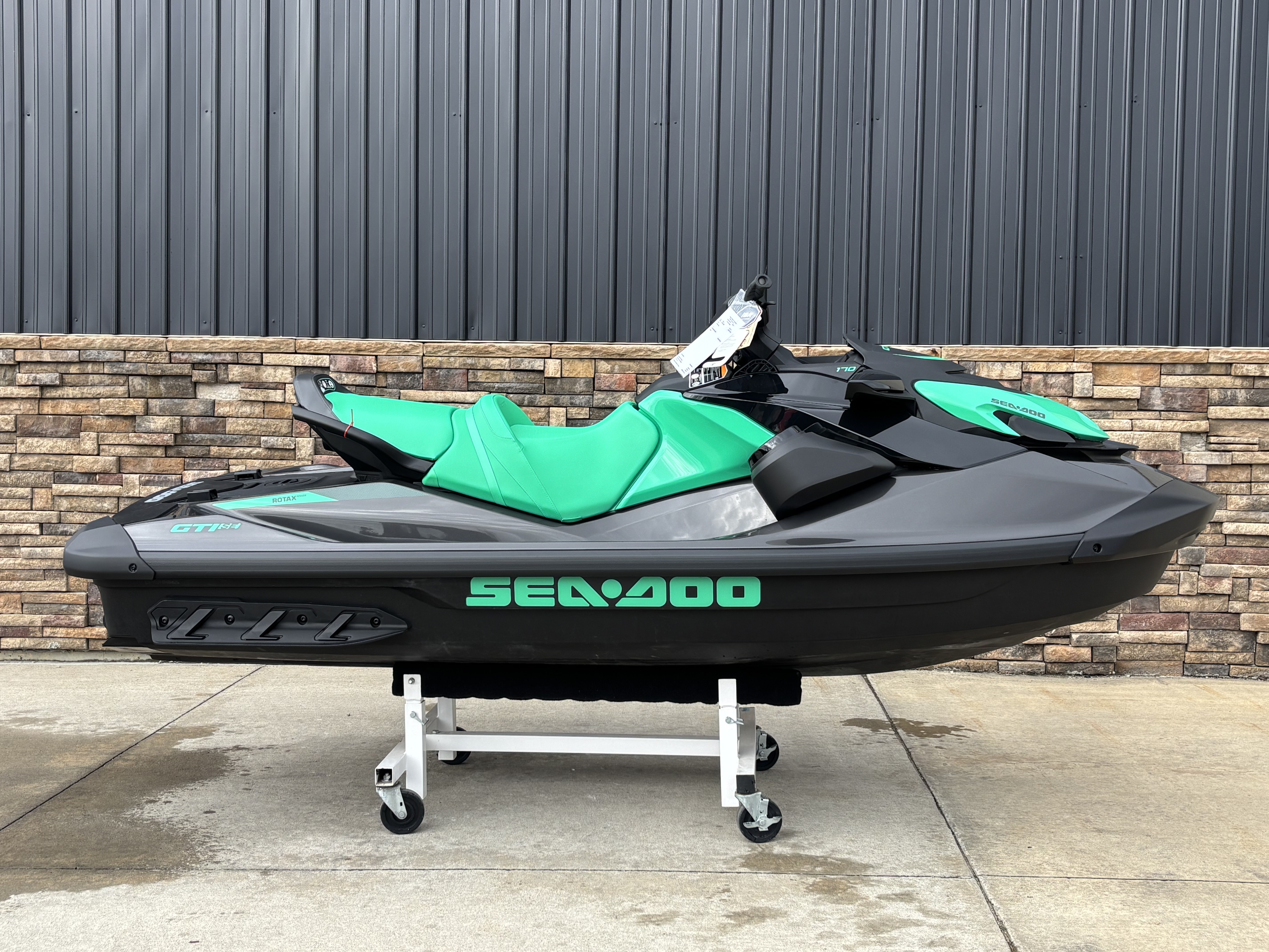 2026 Sea-Doo GTI SE 170 in Columbia, Missouri - Photo 1