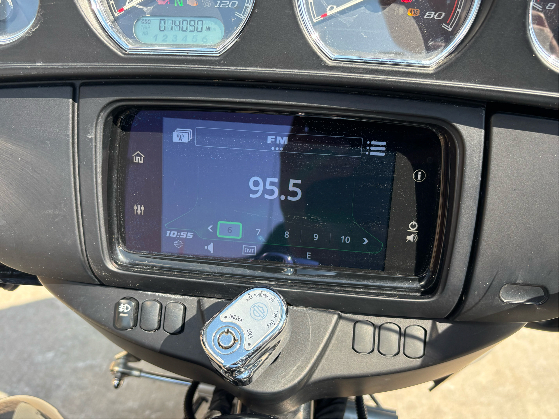 2021 Harley-Davidson Tri Glide® Ultra in Columbia, Missouri - Photo 12