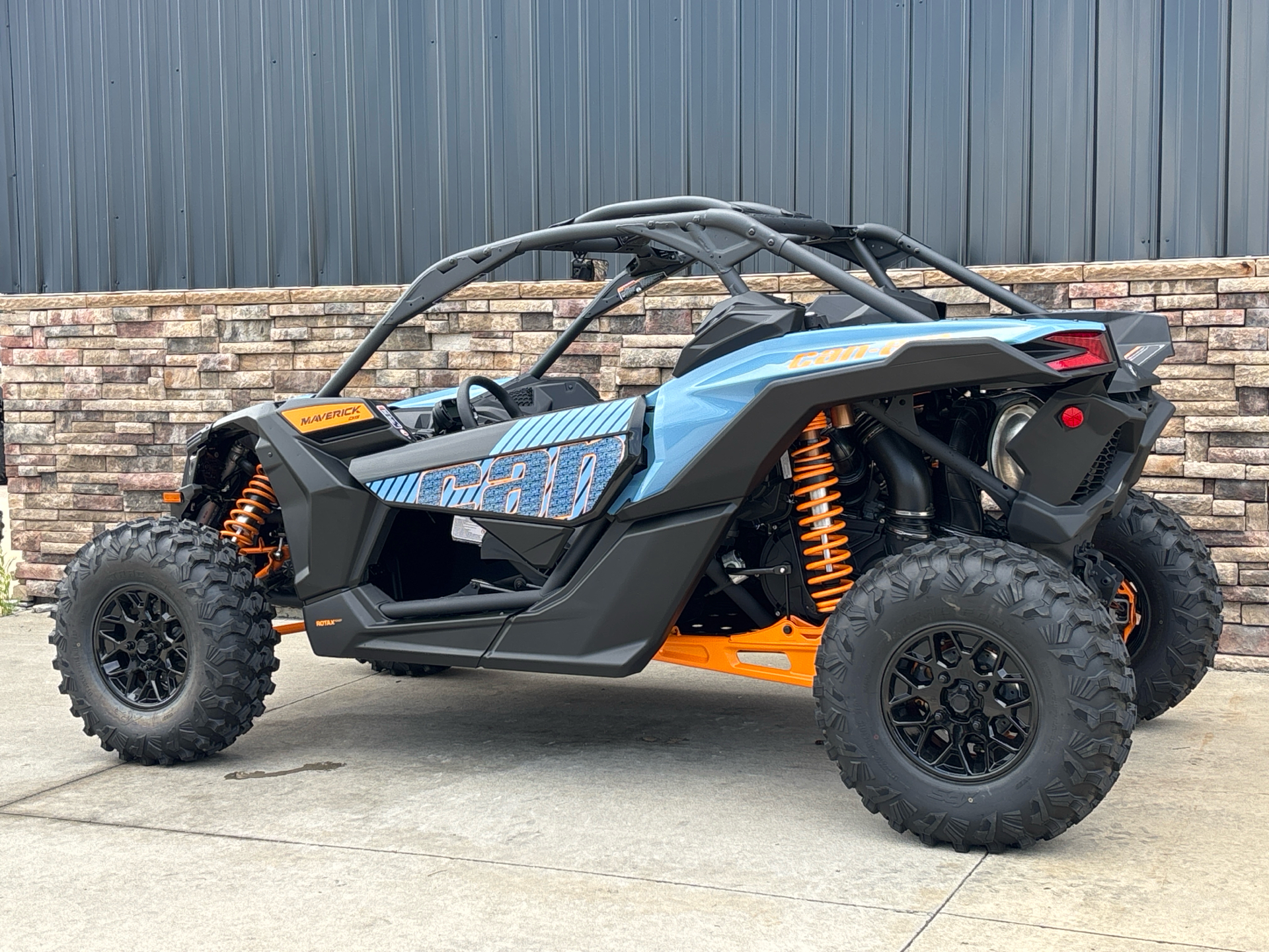 2025 Can-Am Maverick X3 DS Turbo in Columbia, Missouri - Photo 2