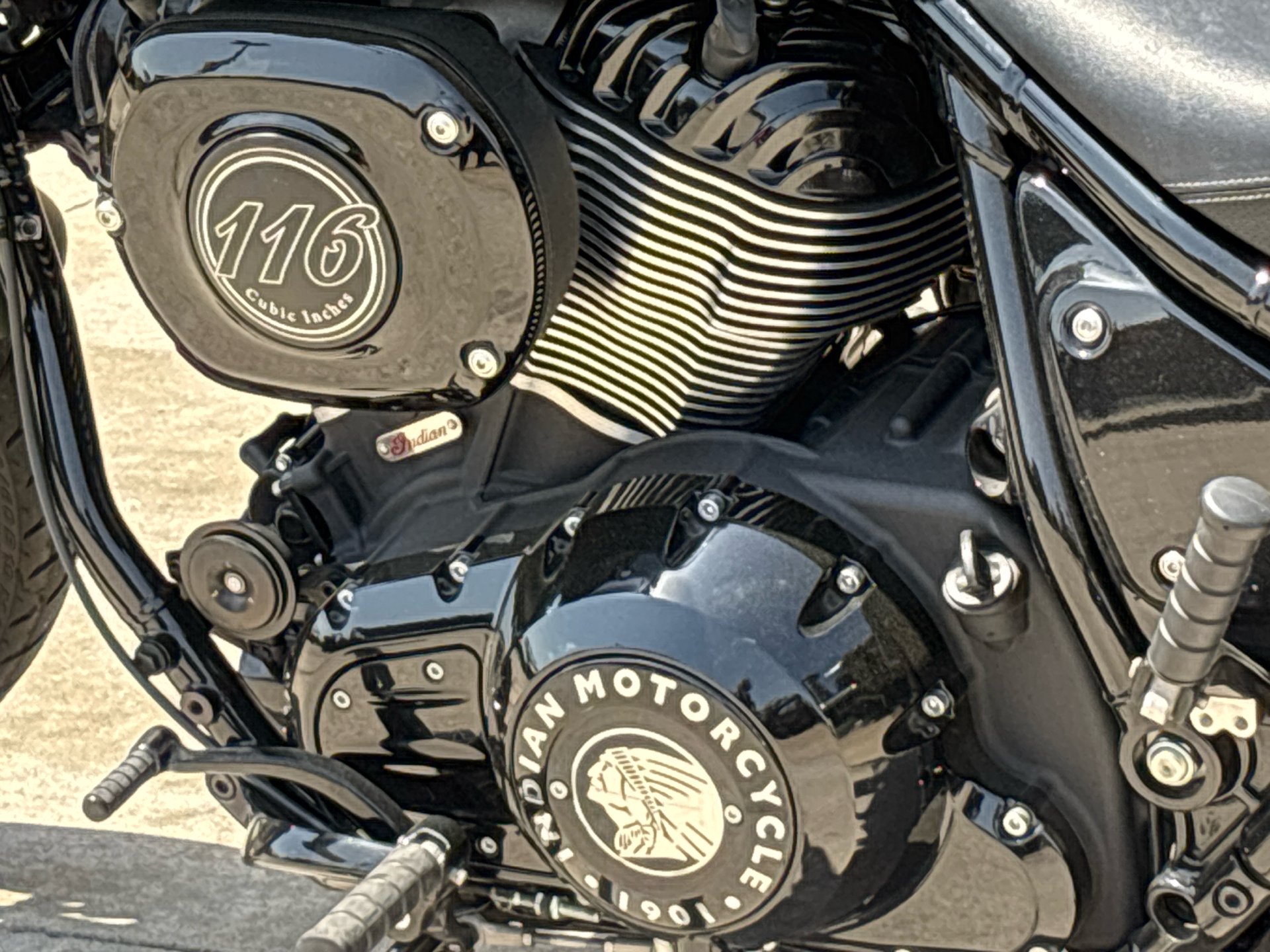 2023 Indian Motorcycle Chief Dark Horse® in Columbia, Missouri - Photo 4