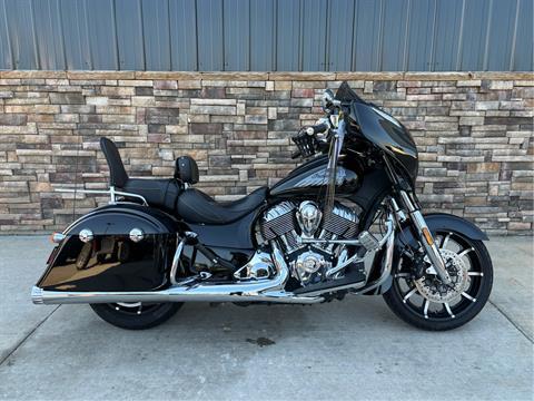 2017 Indian Motorcycle Chieftain® Limited in Columbia, Missouri - Photo 15