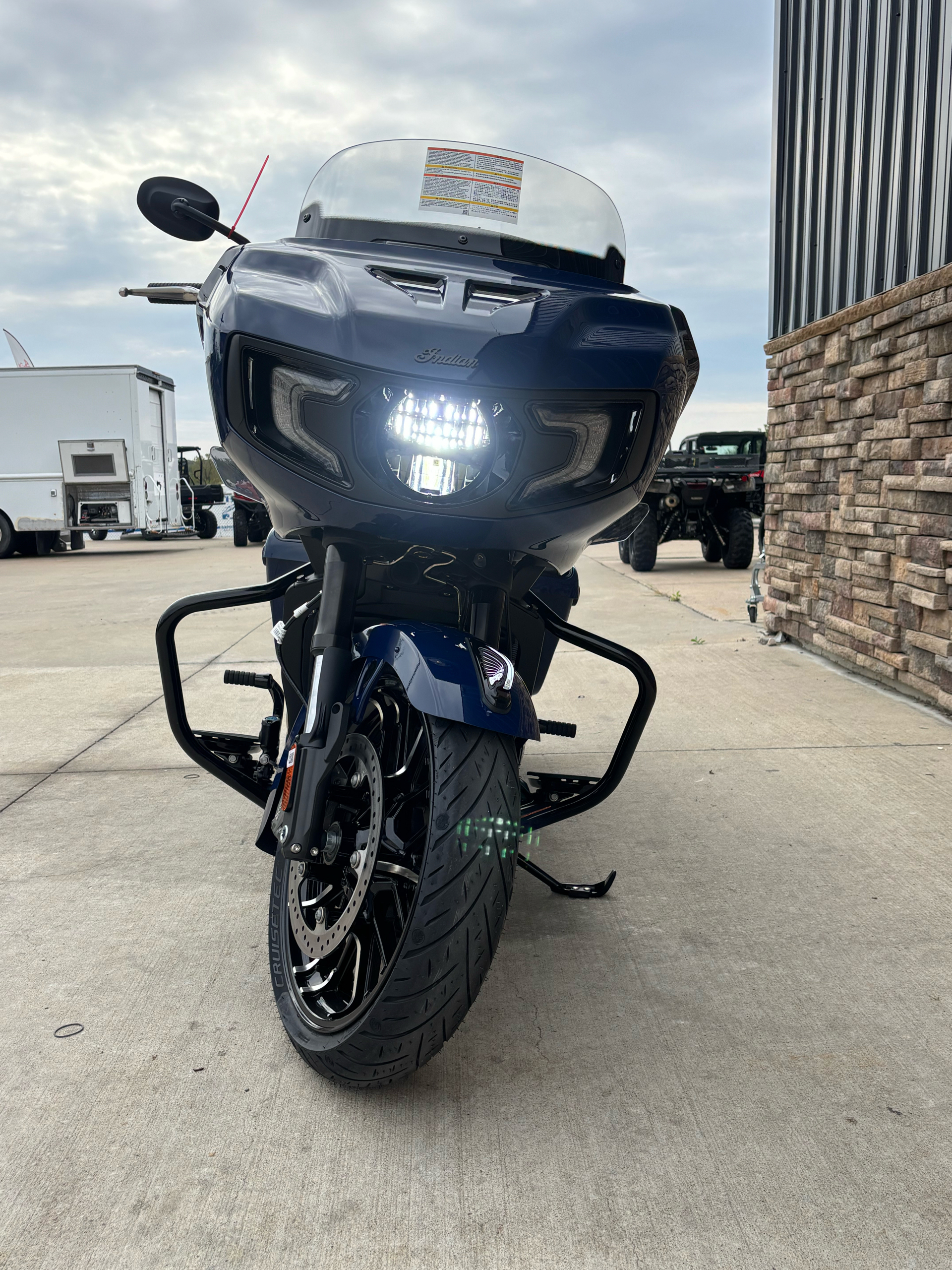 2025 Indian Motorcycle Challenger® Dark Horse® 112 in Columbia, Missouri - Photo 9