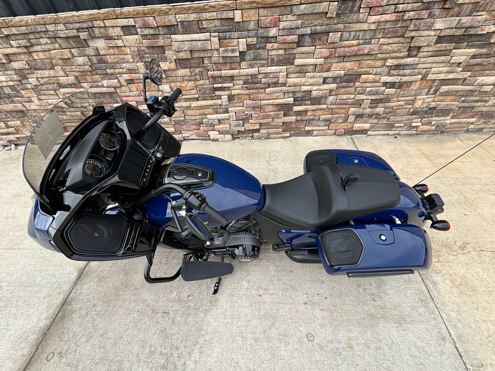 2025 Indian Motorcycle Challenger® Dark Horse® 112 in Columbia, Missouri - Photo 13