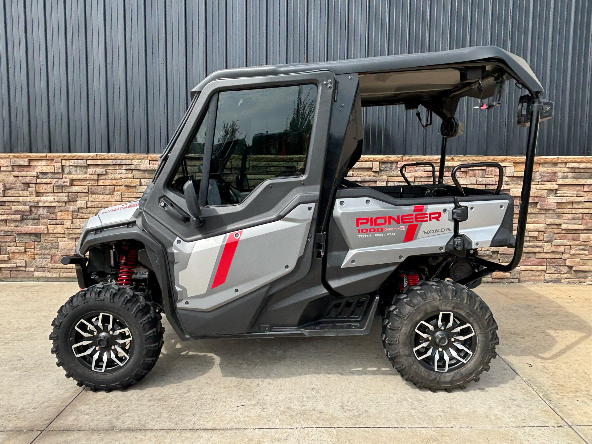 2025 Honda Pioneer 1000-5 Trail Special Edition in Columbia, Missouri - Photo 13
