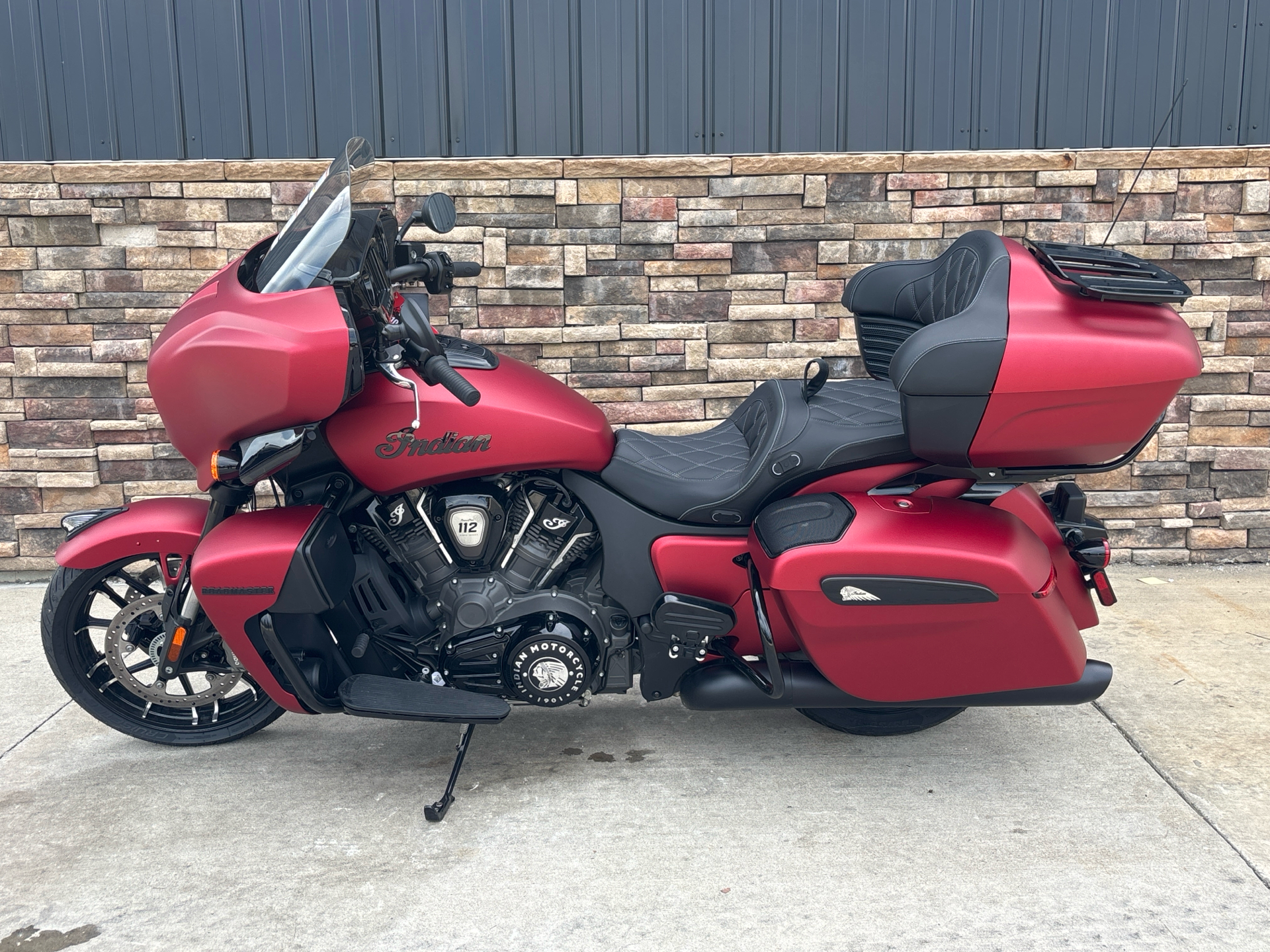 2025 Indian Motorcycle Roadmaster® Dark Horse® in Columbia, Missouri - Photo 1