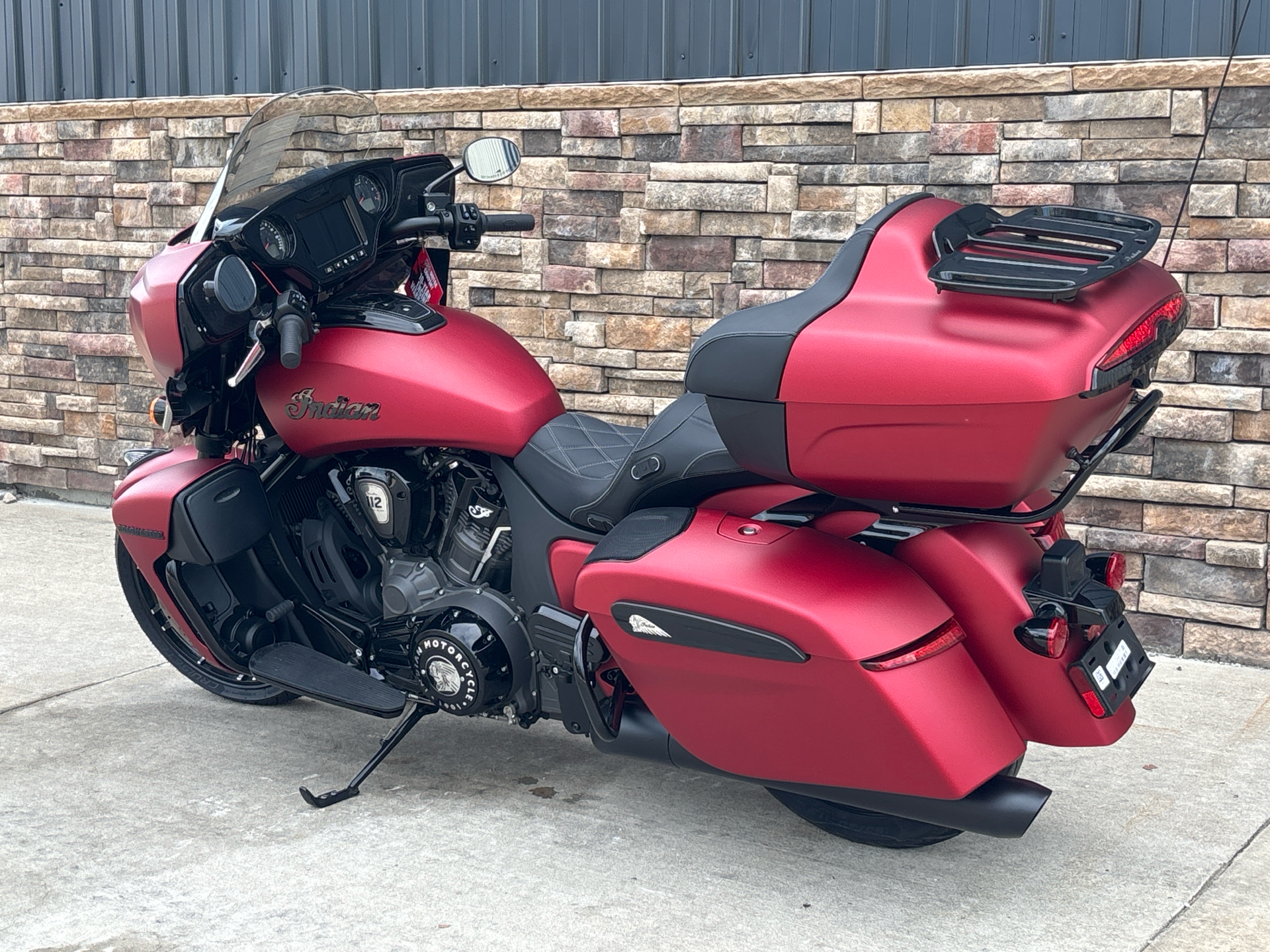 2025 Indian Motorcycle Roadmaster® Dark Horse® in Columbia, Missouri - Photo 3