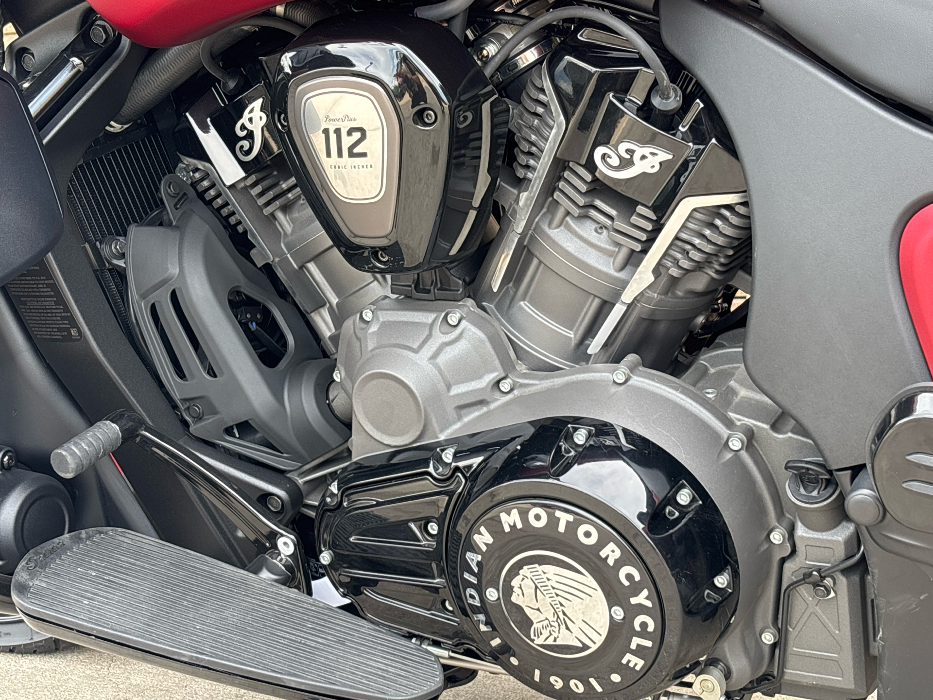 2025 Indian Motorcycle Roadmaster® Dark Horse® in Columbia, Missouri - Photo 7