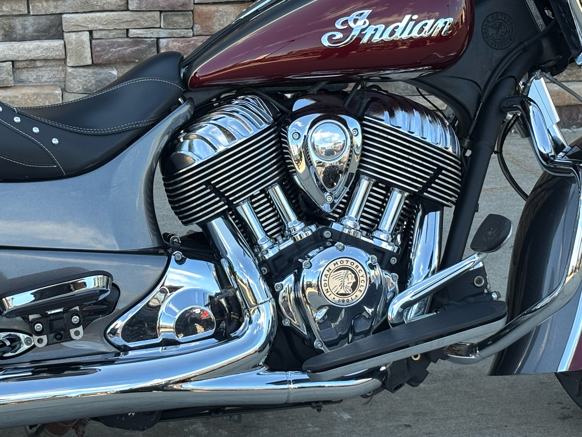 2019 Indian Motorcycle Springfield® ABS in Columbia, Missouri - Photo 4
