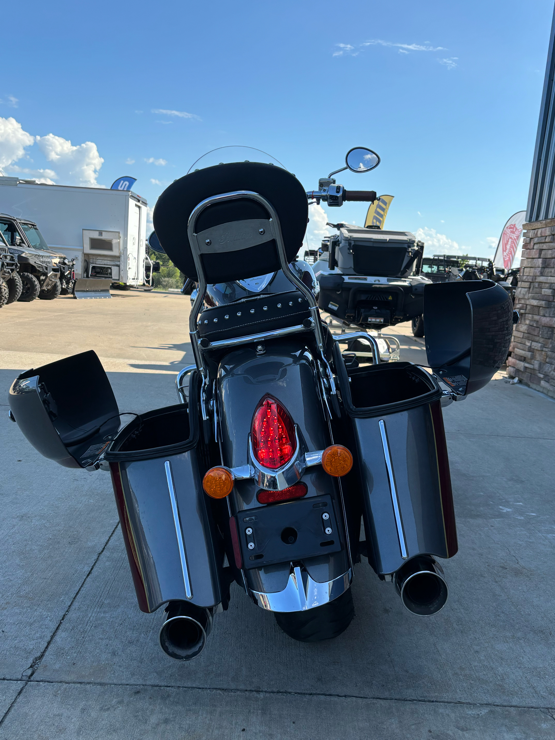 2019 Indian Motorcycle Springfield® ABS in Columbia, Missouri - Photo 14