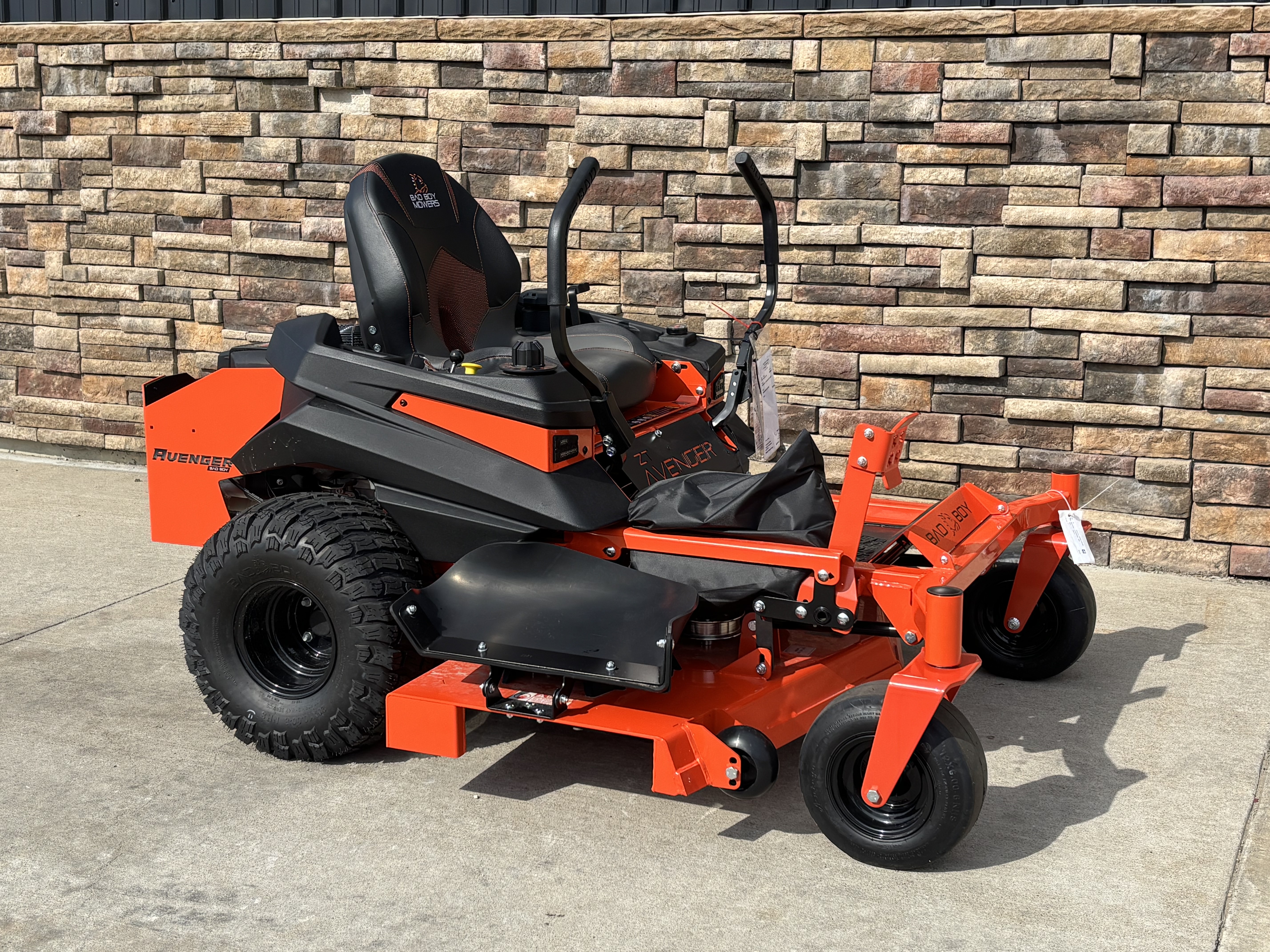 2026 Bad Boy Mowers ZT Avenger 54 in. Kawasaki FR691 23 hp in Columbia, Missouri - Photo 2
