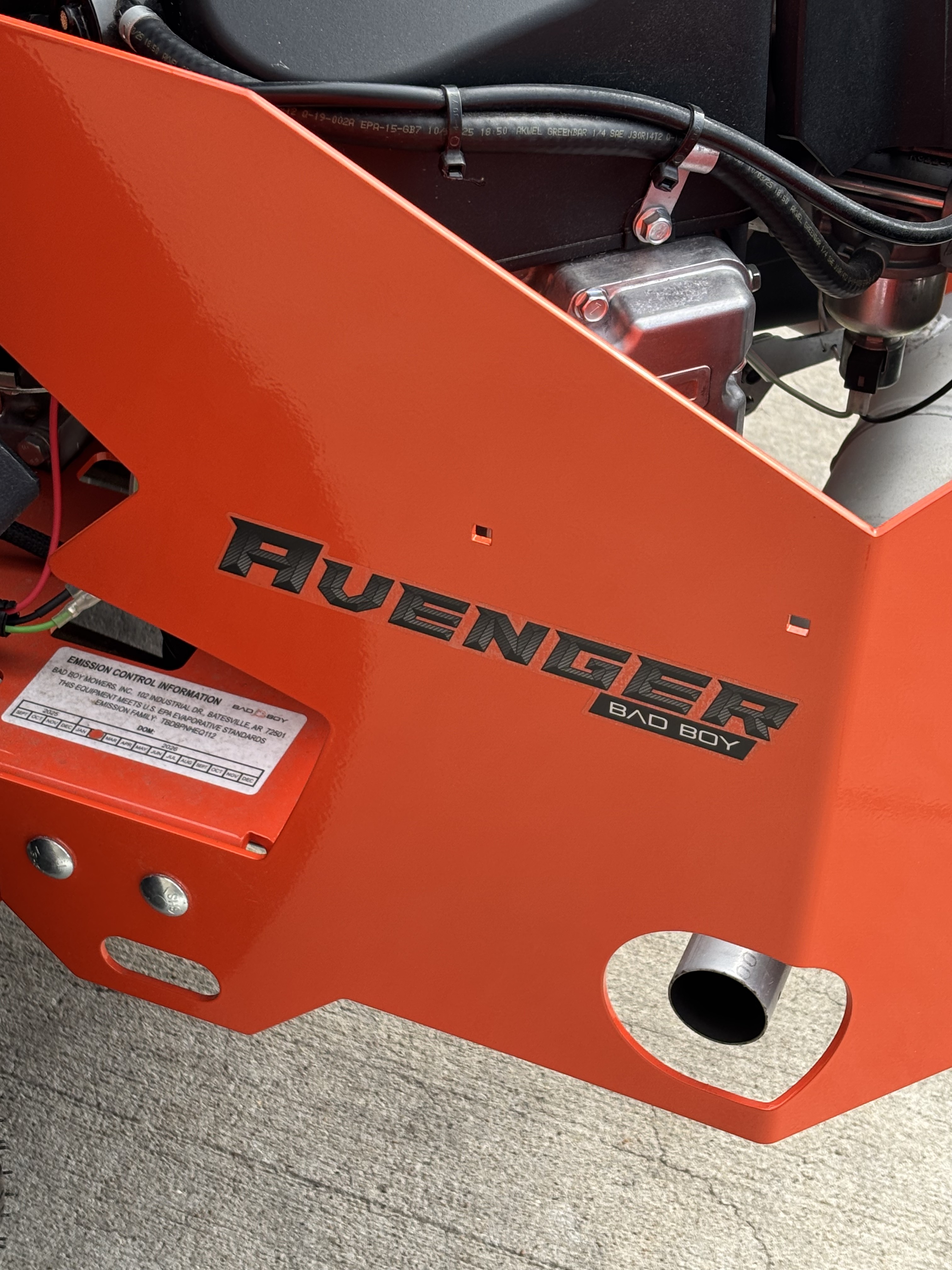 2026 Bad Boy Mowers ZT Avenger 54 in. Kawasaki FR691 23 hp in Columbia, Missouri - Photo 10