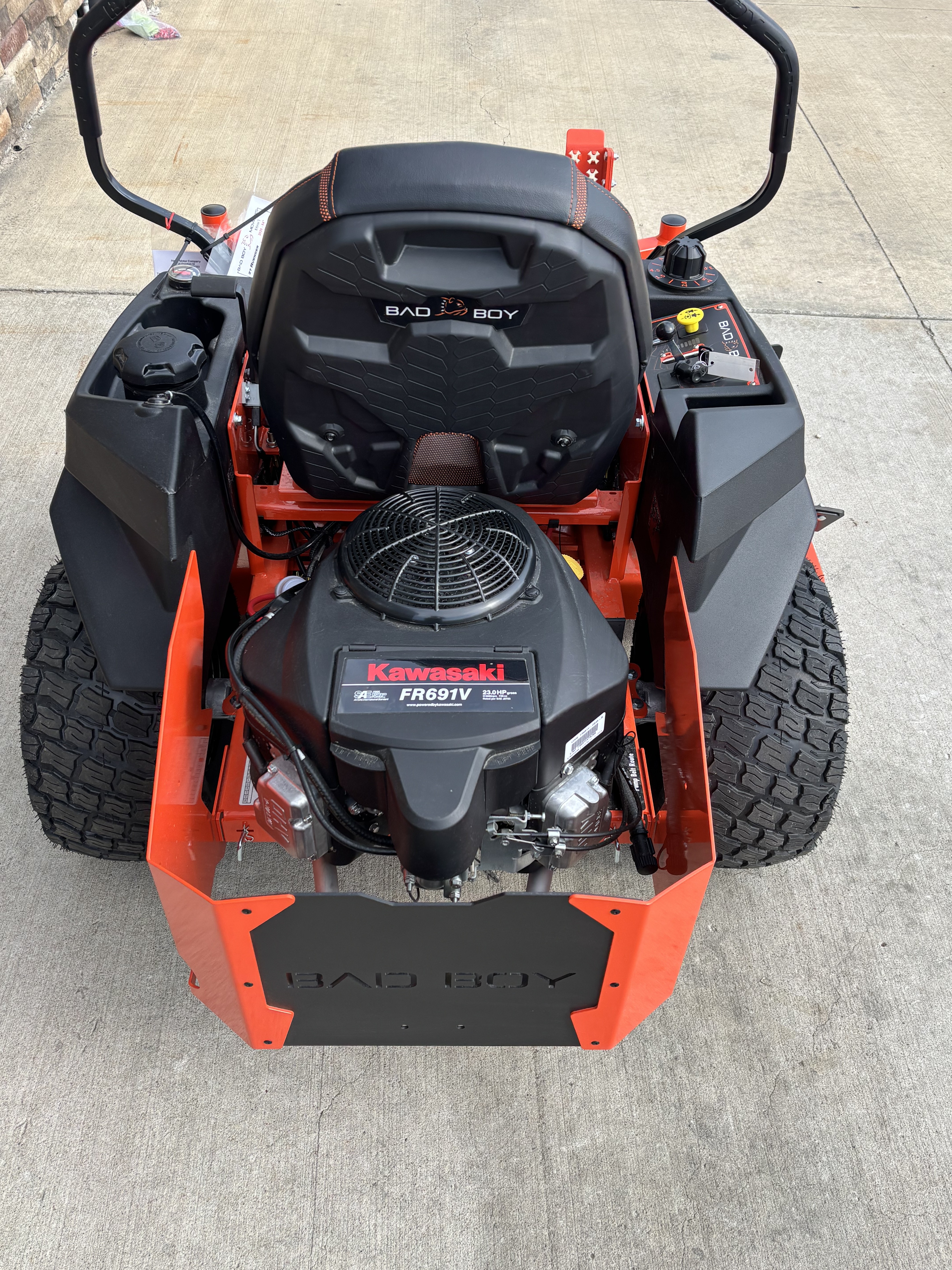 2026 Bad Boy Mowers ZT Avenger 54 in. Kawasaki FR691 23 hp in Columbia, Missouri - Photo 11