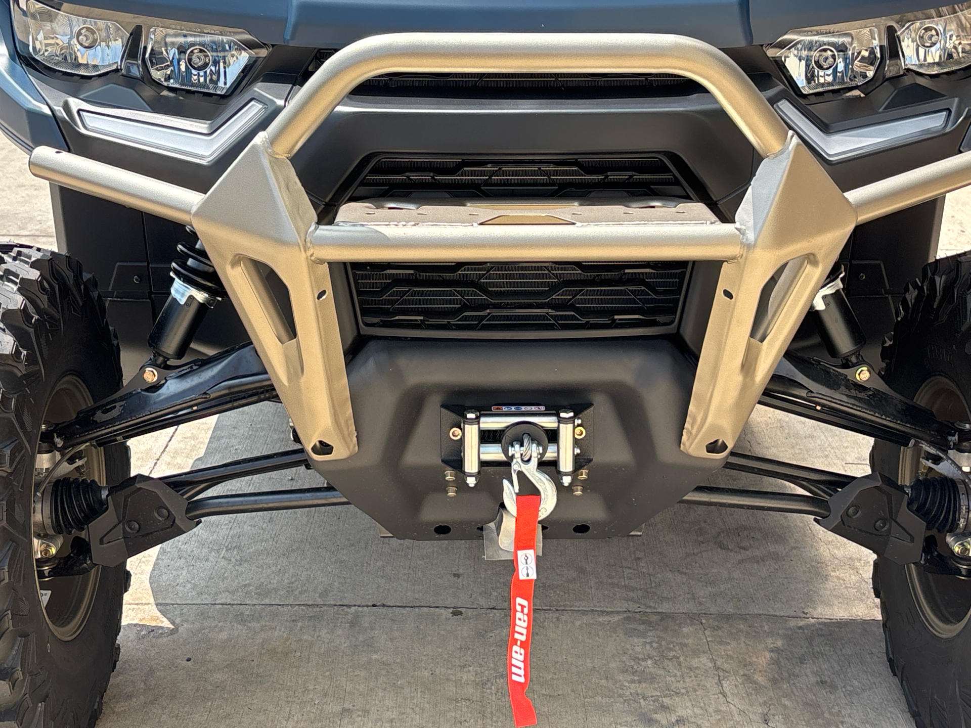 2025 Can-Am Defender MAX Limited in Columbia, Missouri - Photo 14