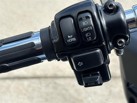 2013 Harley-Davidson Road Glide® Custom in Columbia, Missouri - Photo 8
