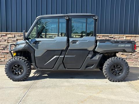 2024 Can-Am Defender MAX Limited — photo 1 of 17