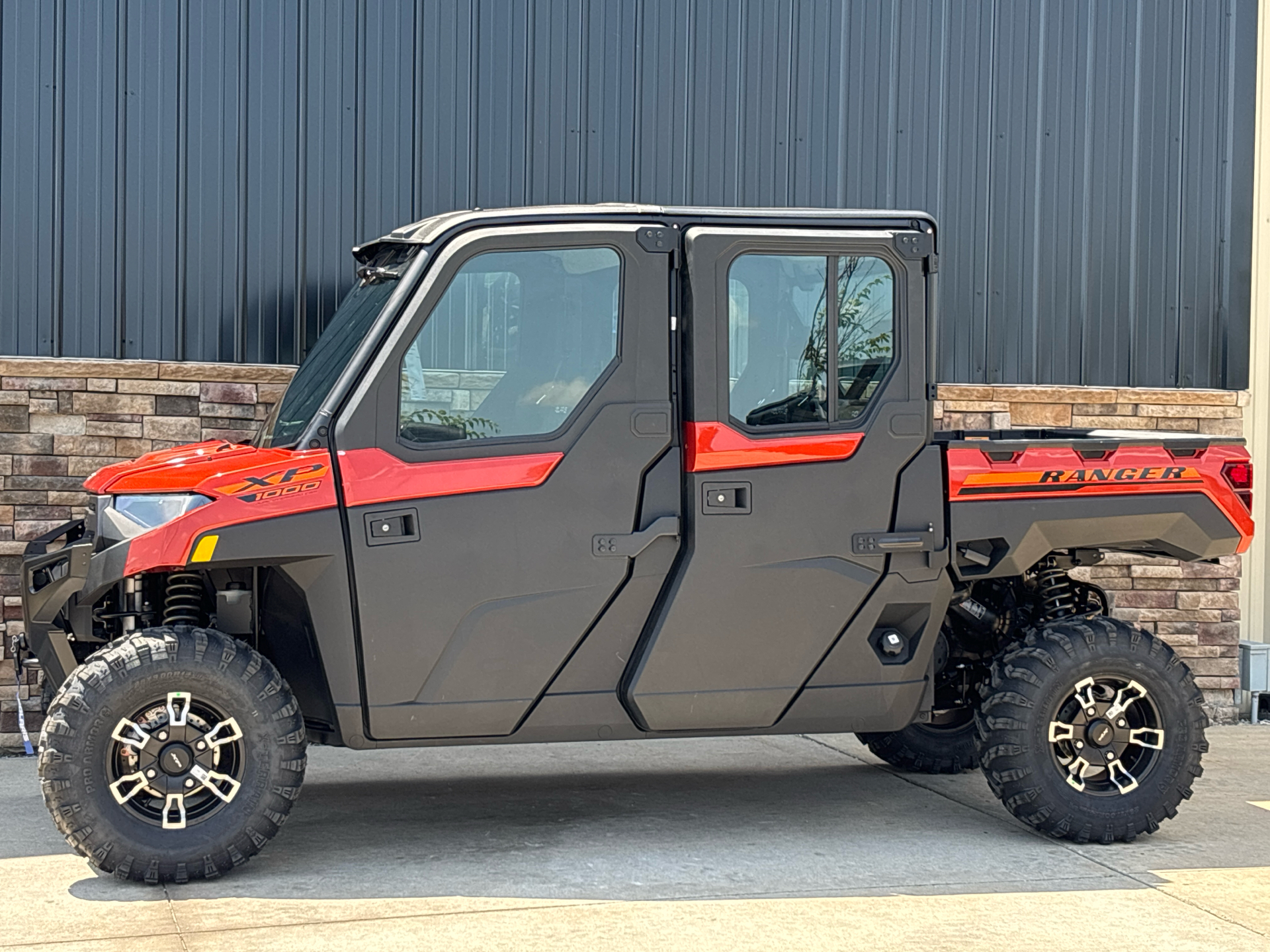 2025 Polaris Ranger Crew XP 1000 NorthStar Edition Premium in Columbia, Missouri - Photo 2